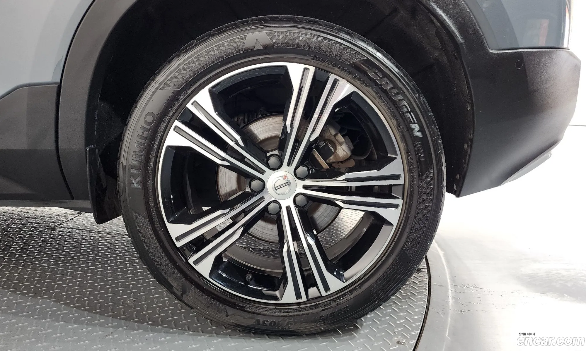 Volvo XC40 2021 — 12