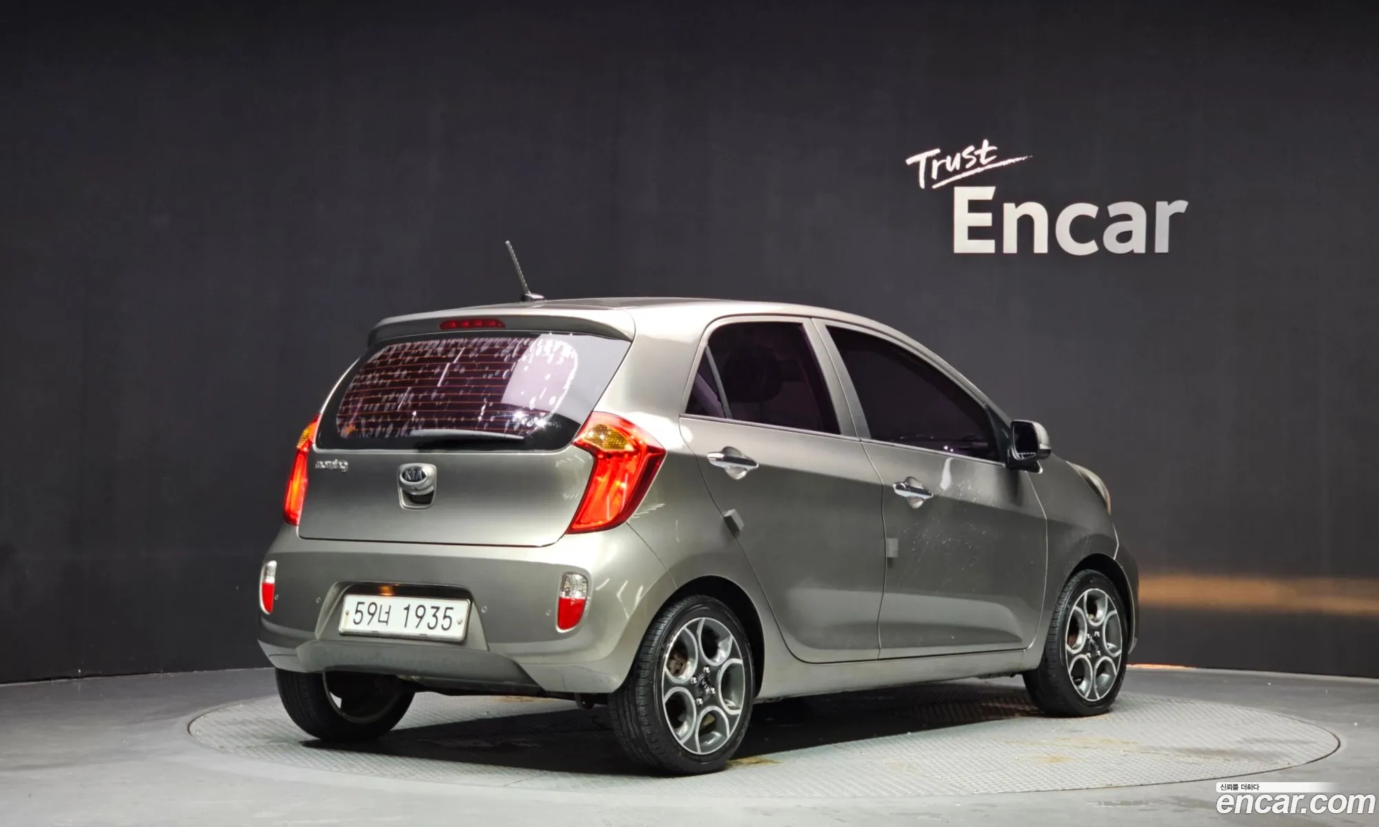 Kia Morning 2011 — 17