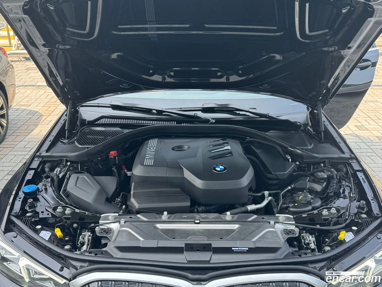 BMW 3 Series 2025 — 13