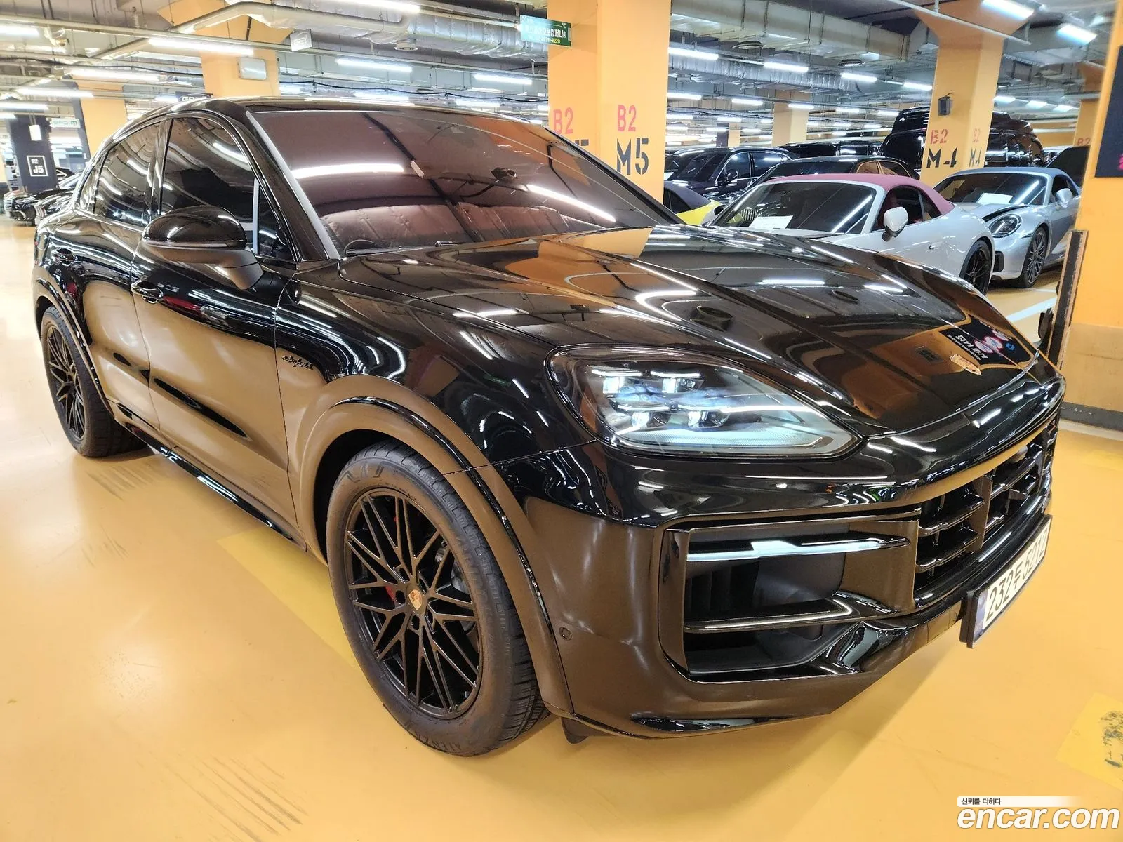 Porsche Cayenne 2025 — 8