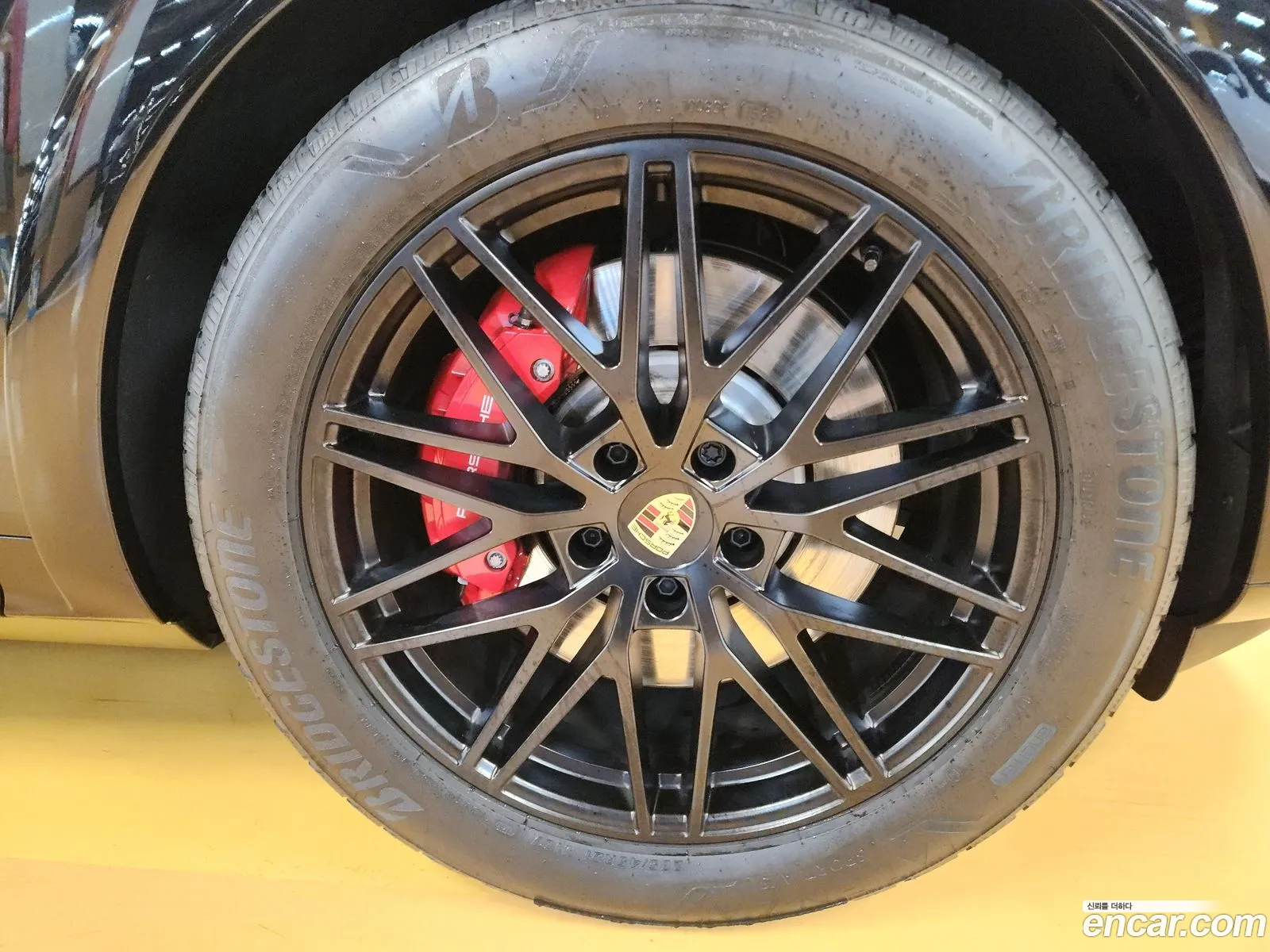 Porsche Cayenne 2025 — 2
