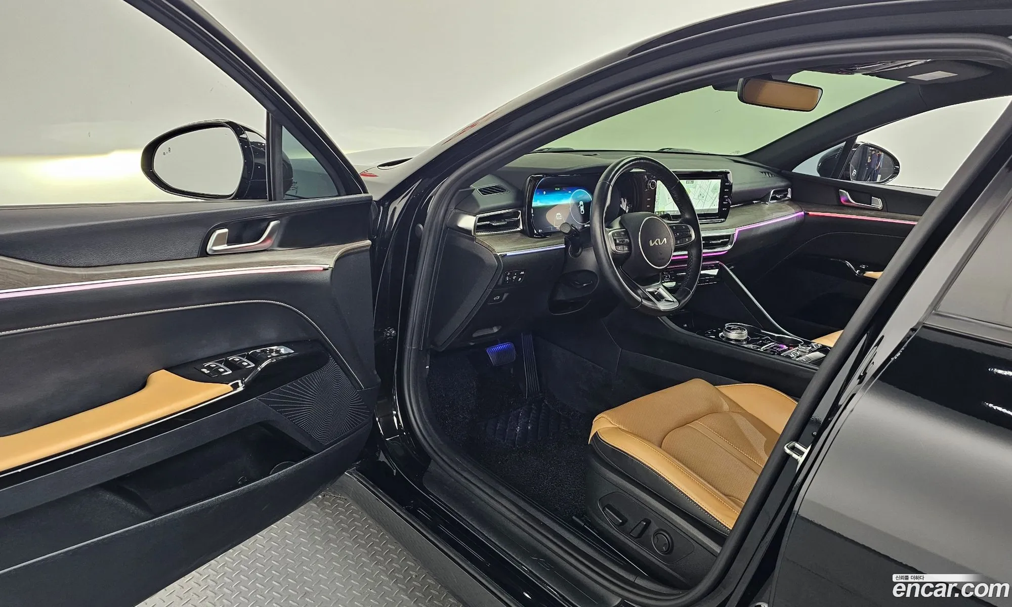 Kia K5 2023 — 4