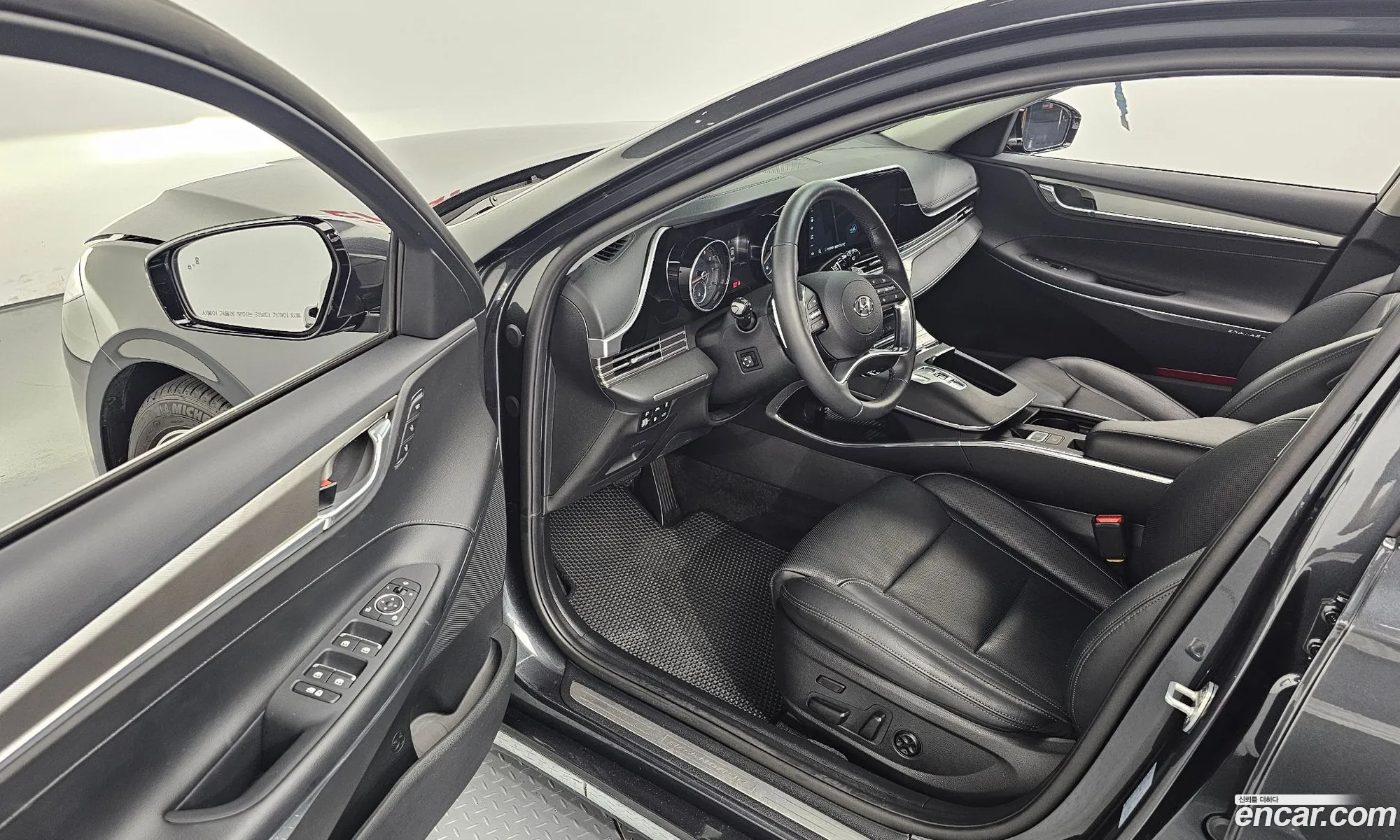 Hyundai Grandeur IG 2020 — 17