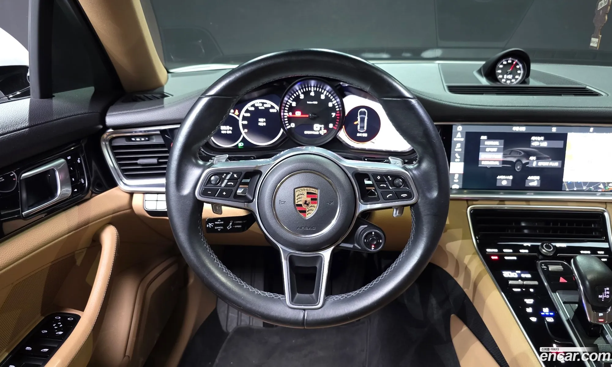 Porsche Panamera 2018 — 13