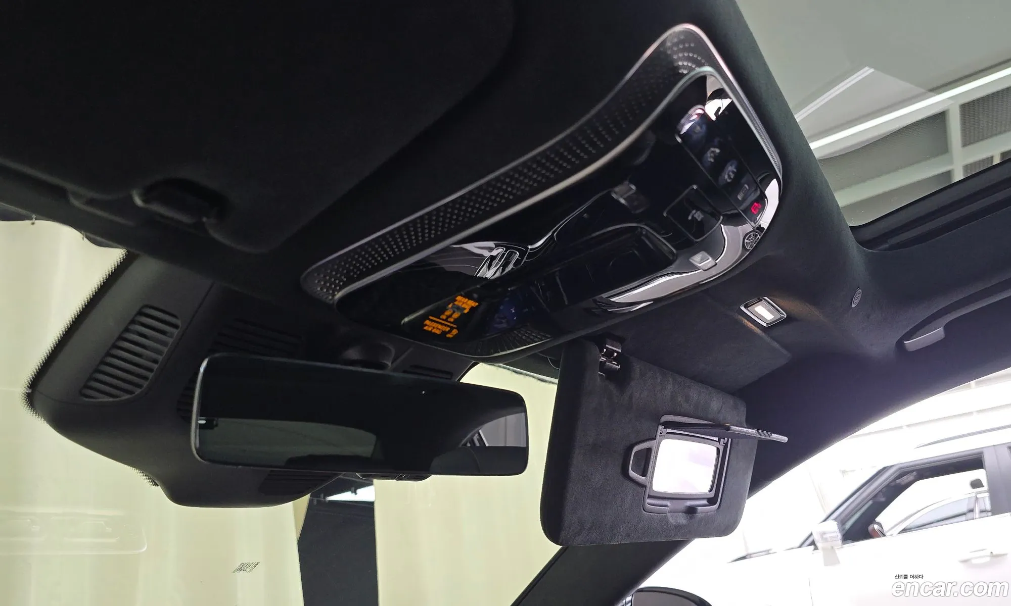 Mercedes-Benz S-Class W223 2023 — 30