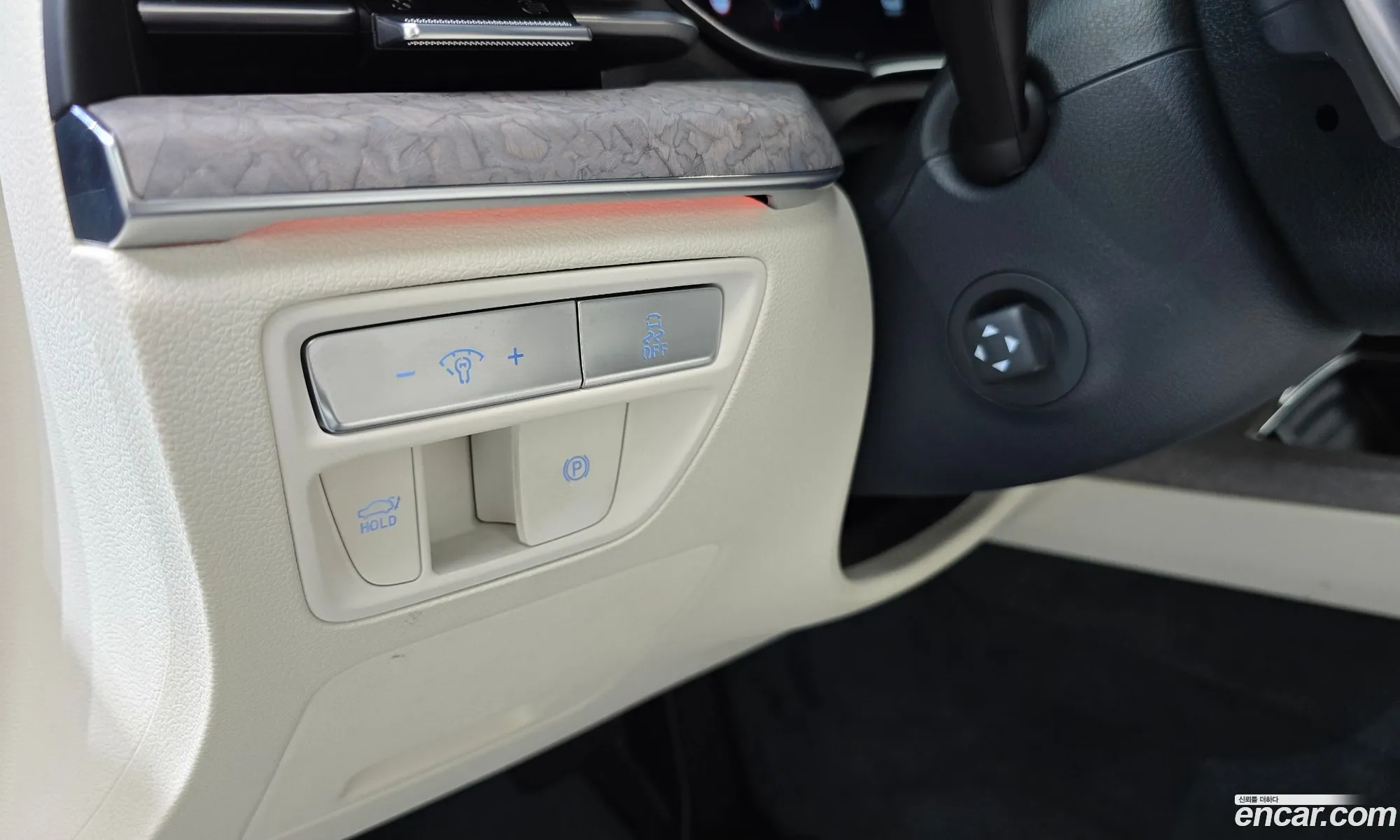 Genesis Electrified G80 2022 — 16