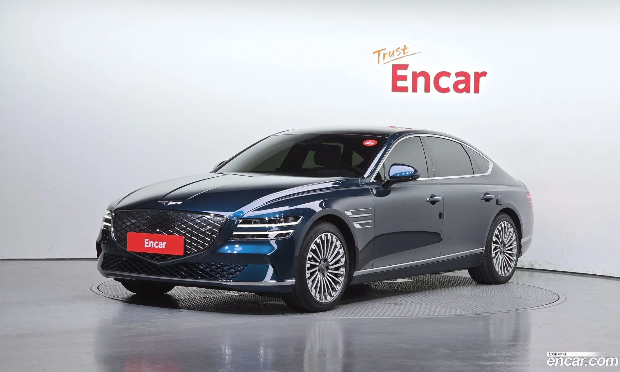 Genesis Electrified G80 2022 — 24