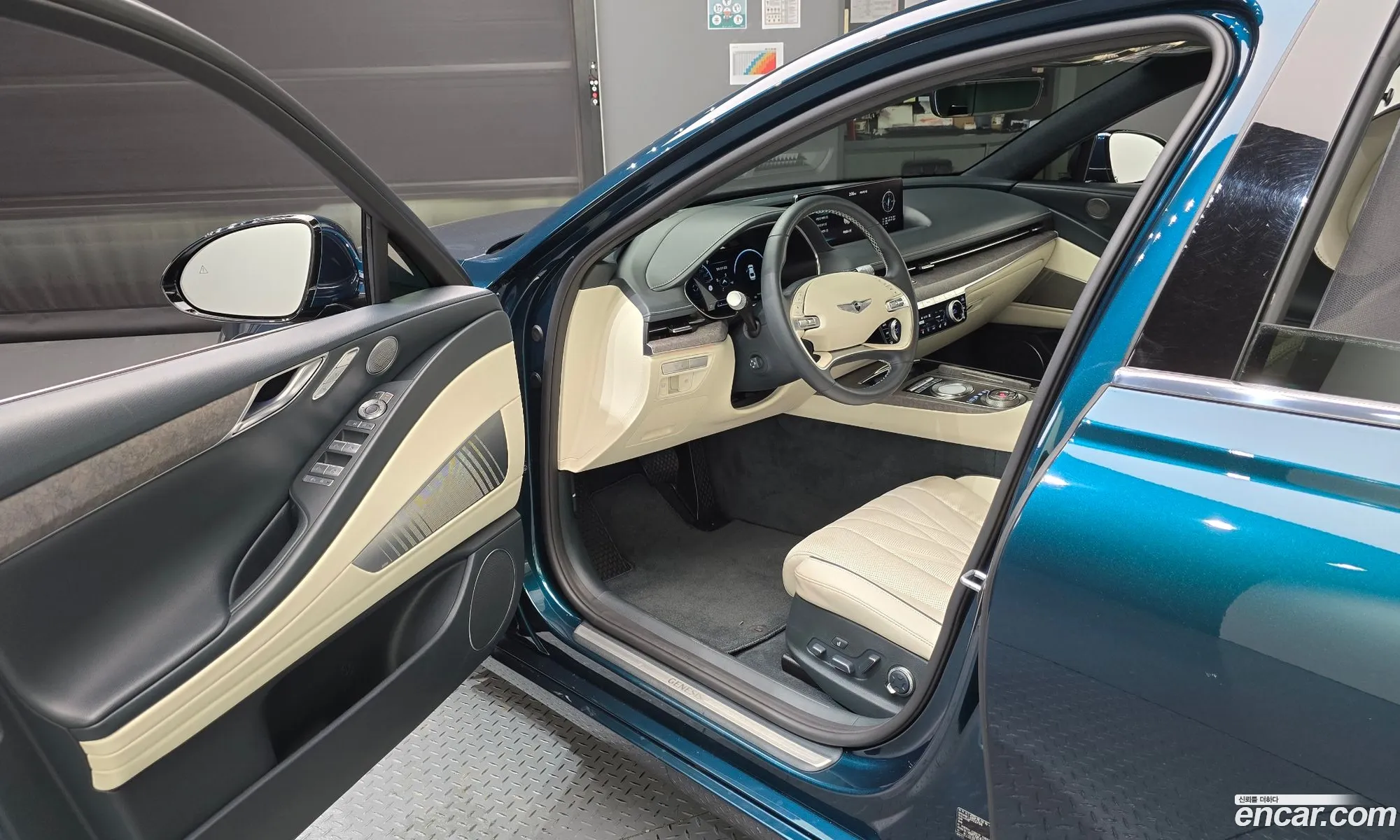 Genesis Electrified G80 2022 — 8