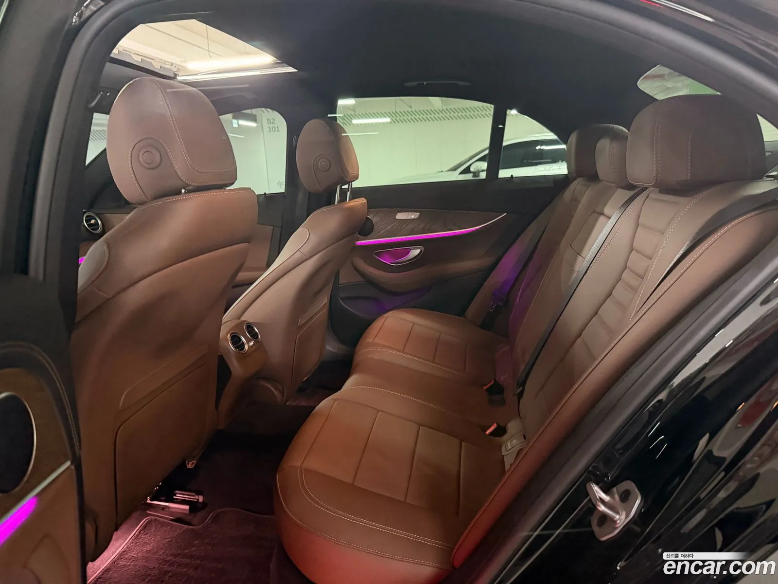 Mercedes-Benz E-Class W213 2022 — 12
