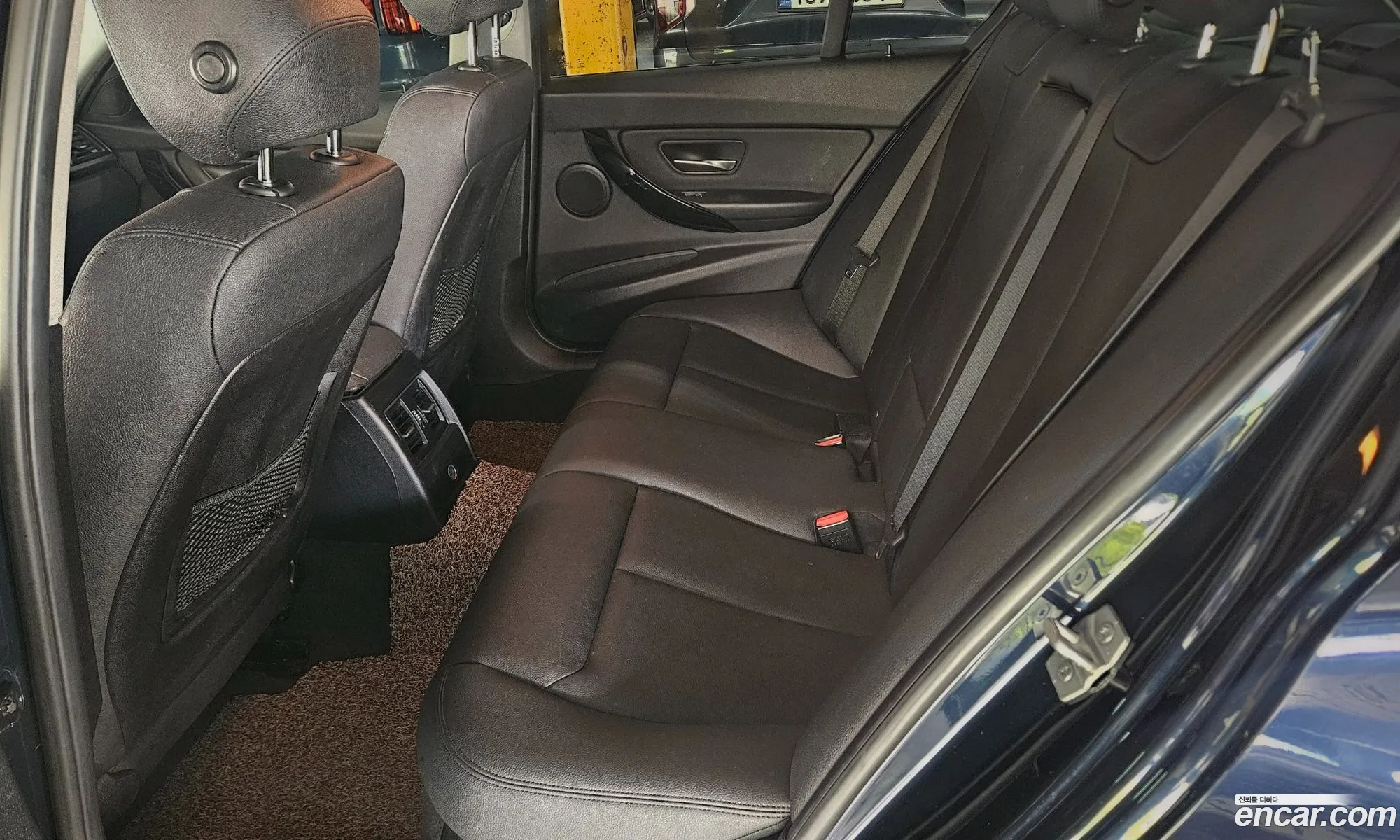 BMW 3 Series 2016 — 16