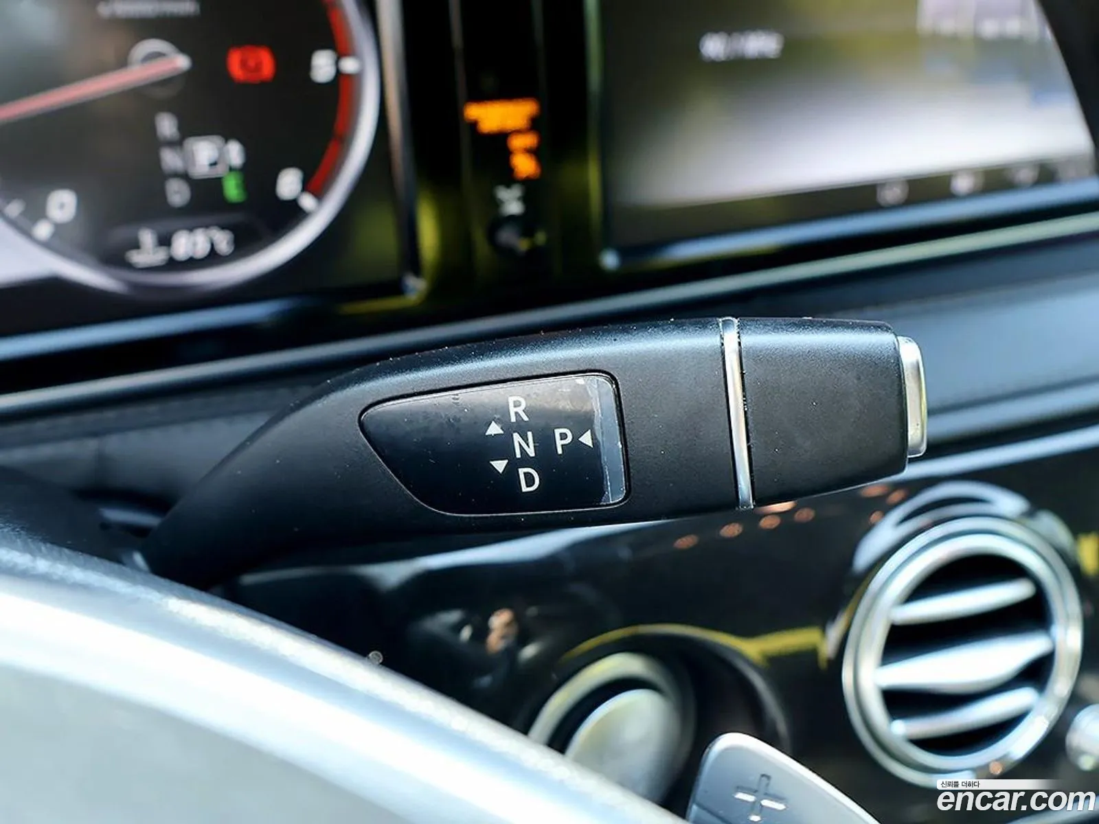 Mercedes-Benz S-Class W222 2015 — 18