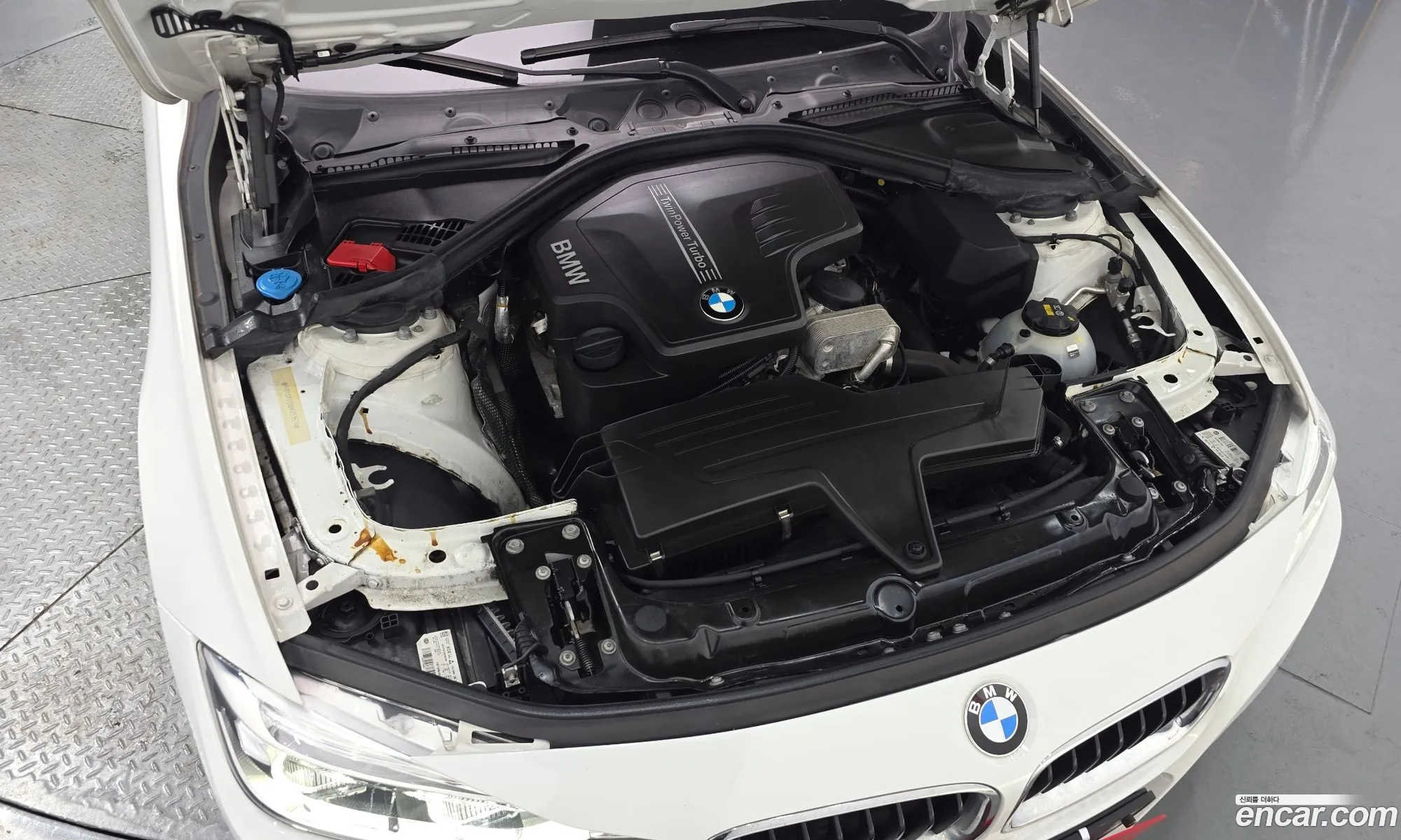 BMW 3 Series 2017 — 9