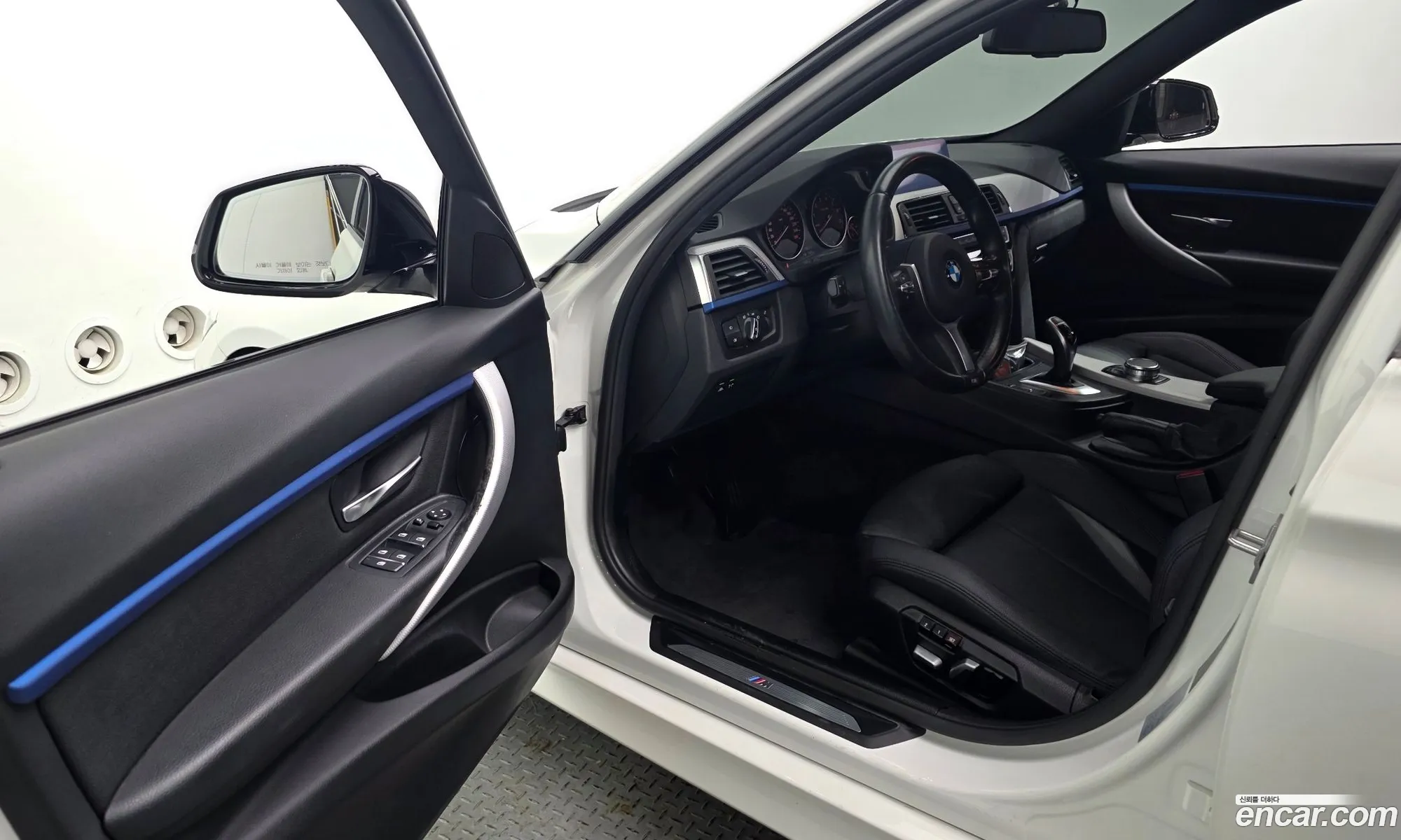 BMW 3 Series 2017 — 11