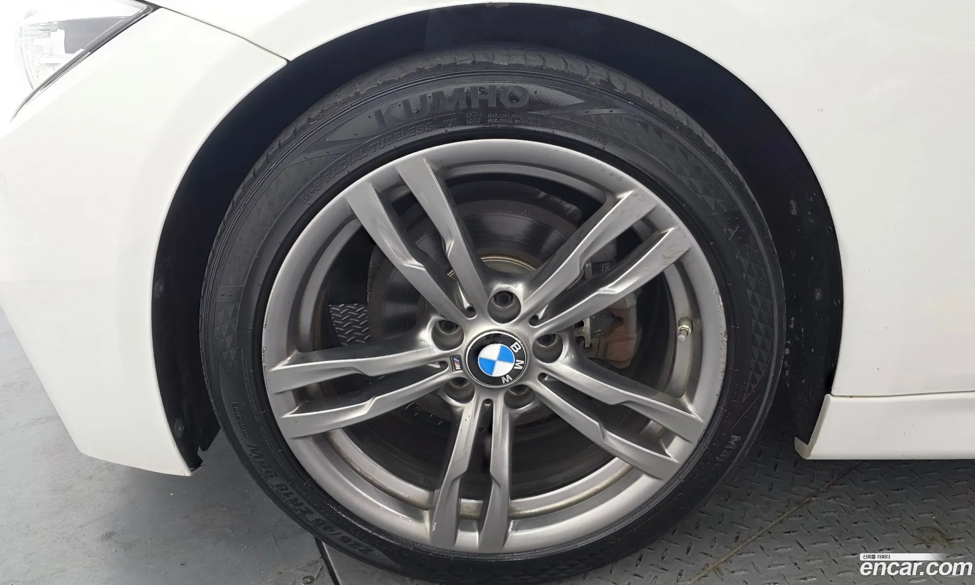 BMW 3 Series 2017 — 7