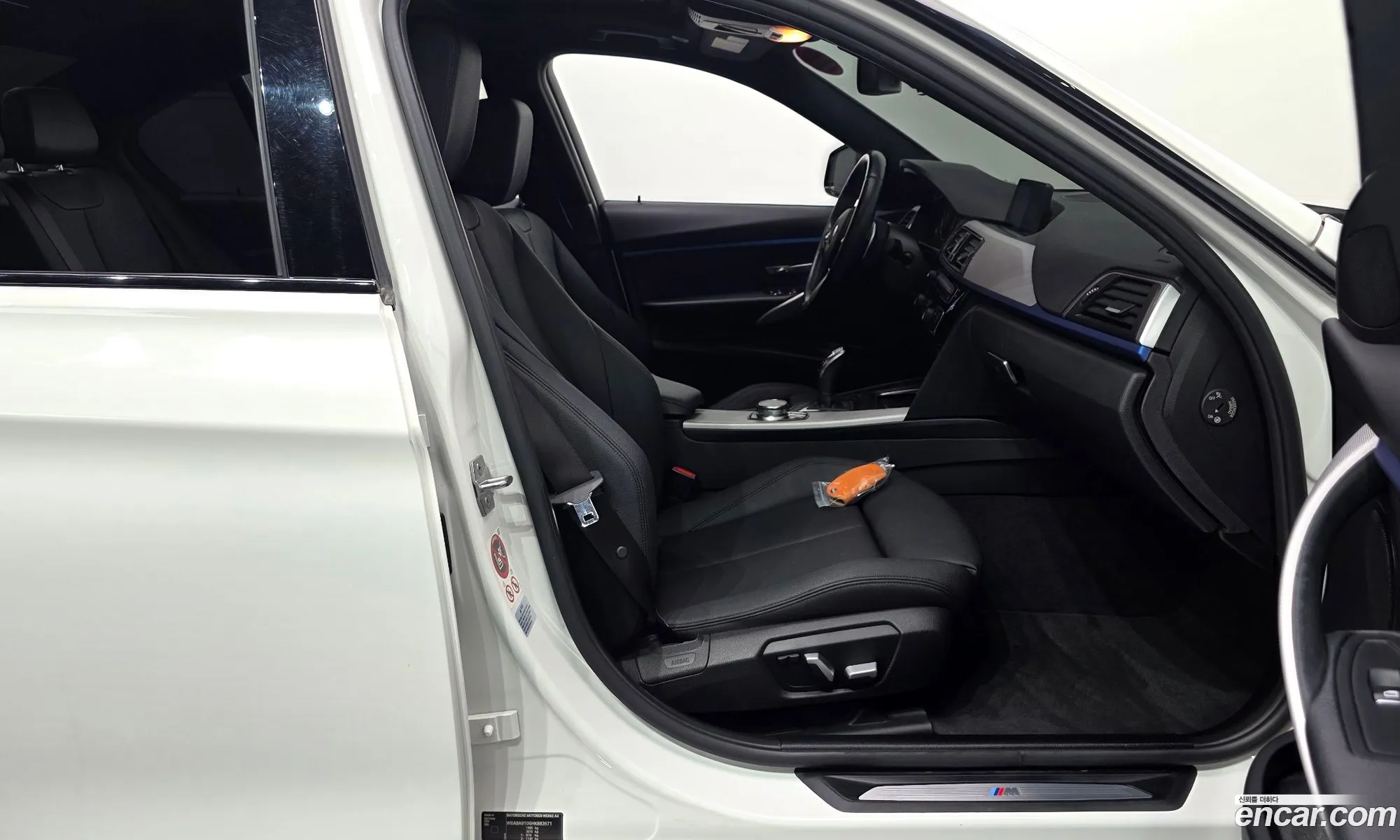 BMW 3 Series 2017 — 18