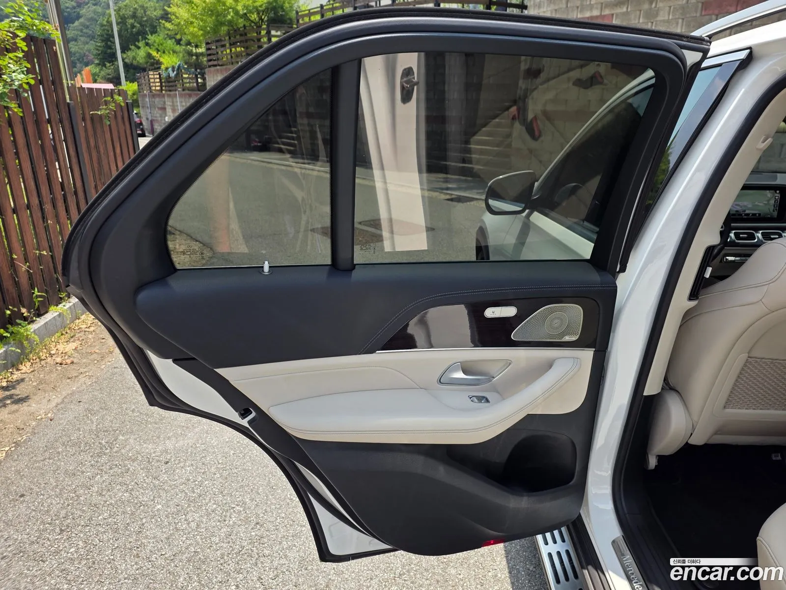 Mercedes-Benz GLE-Class W167 2023 — 5