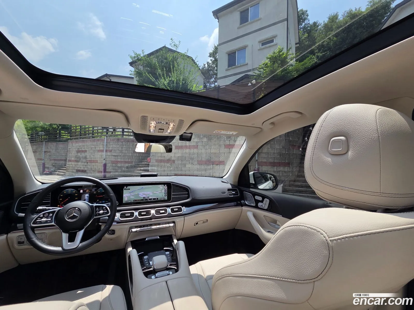 Mercedes-Benz GLE-Class W167 2023 — 12