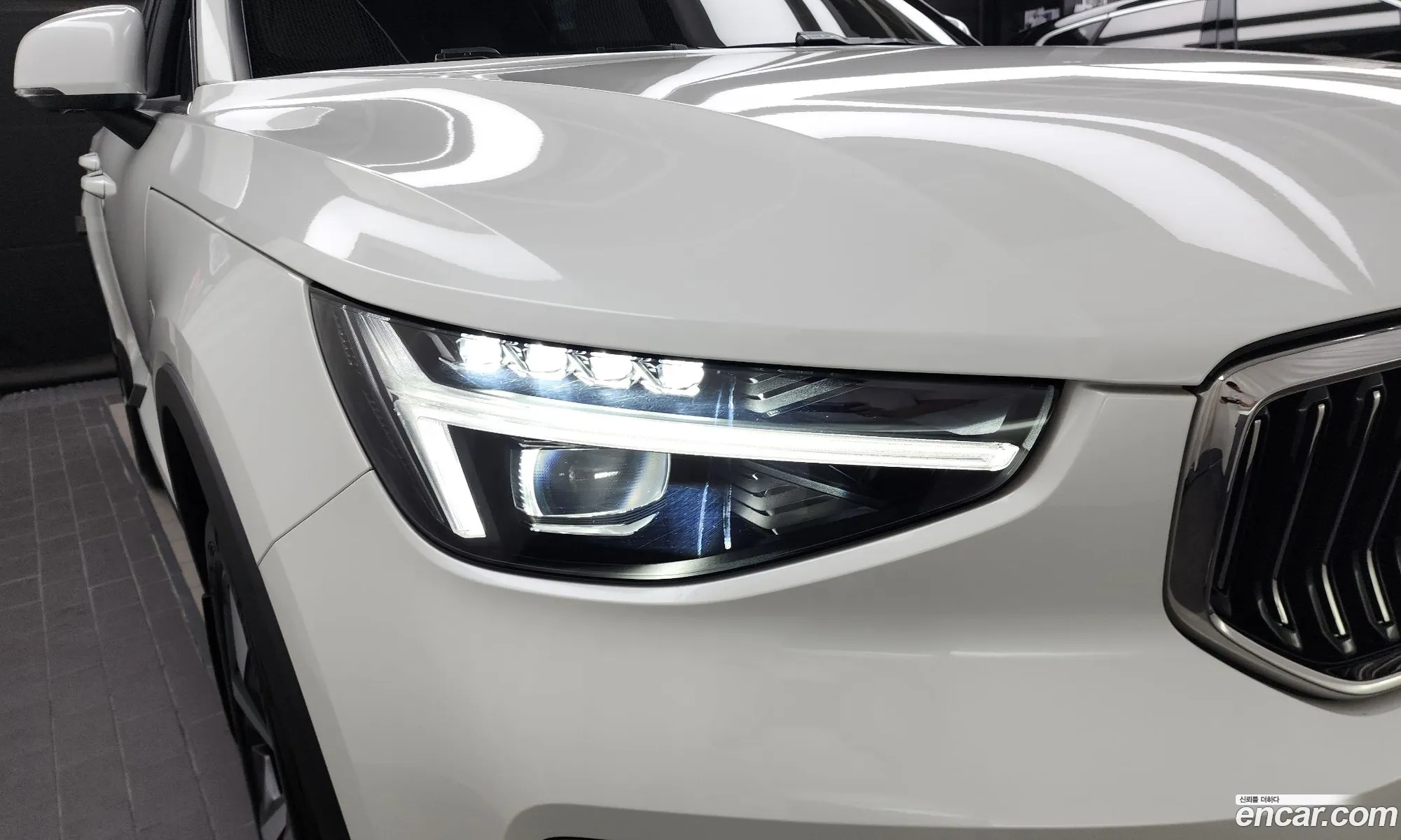 Volvo XC40 2024 — 25