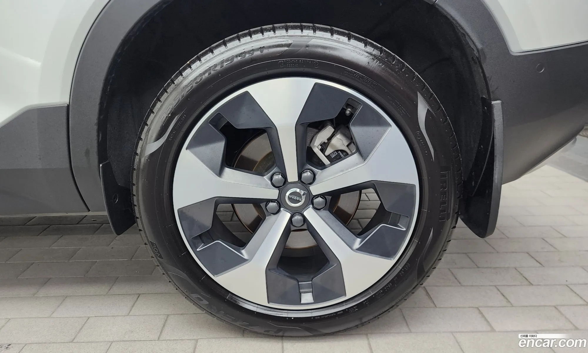 Volvo XC40 2024 — 7