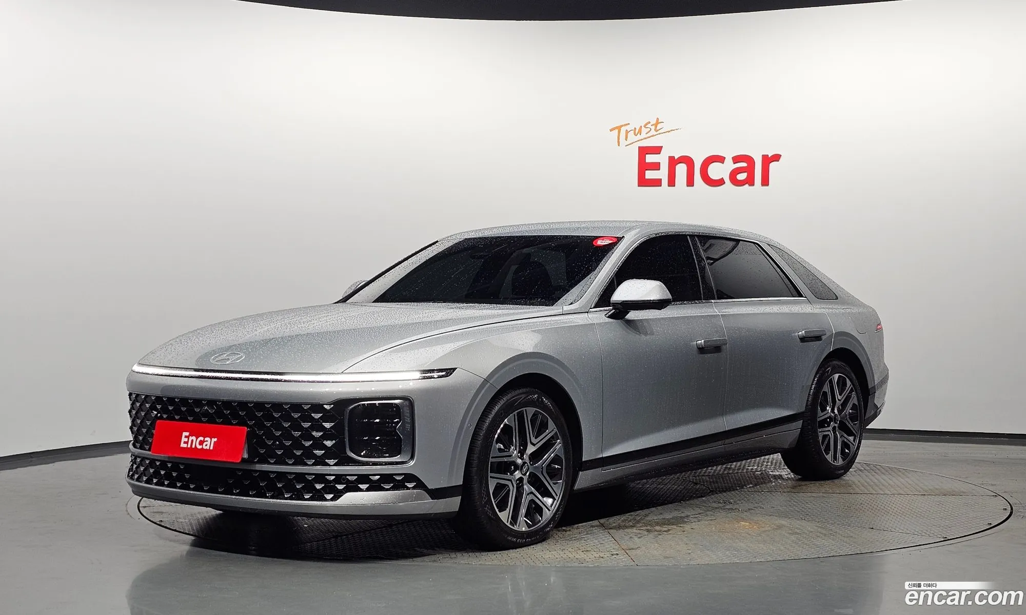 Hyundai Grandeur Hybrid 2025 — 16