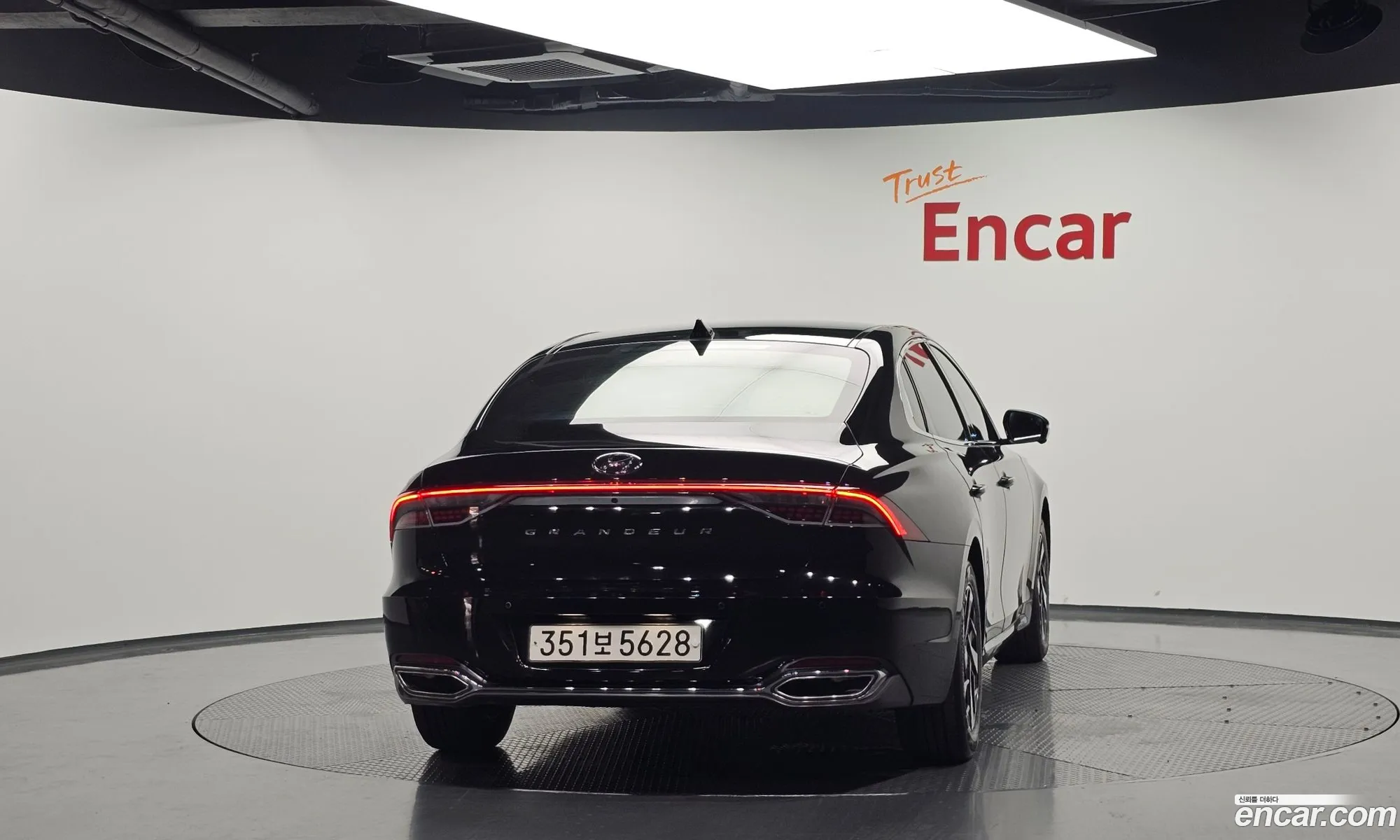 Hyundai Grandeur IG Hybrid 2020 — 15