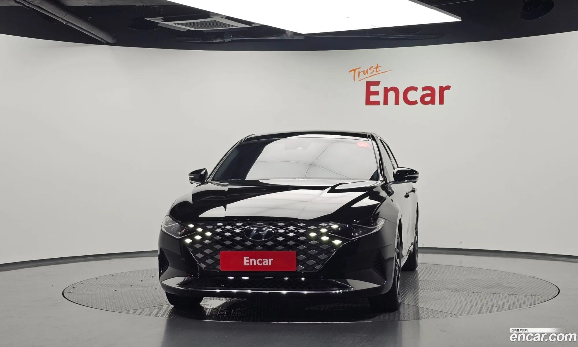 Hyundai Grandeur IG Hybrid 2020 — 18