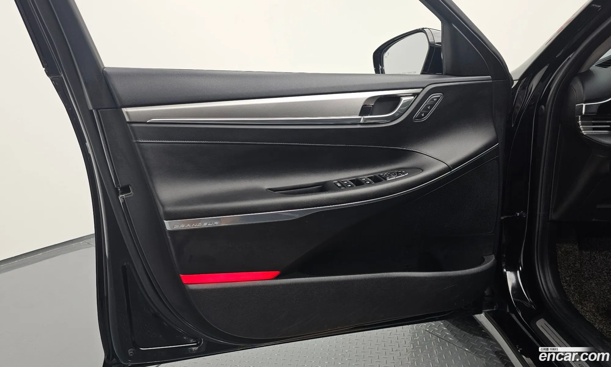 Hyundai Grandeur IG Hybrid 2020 — 11