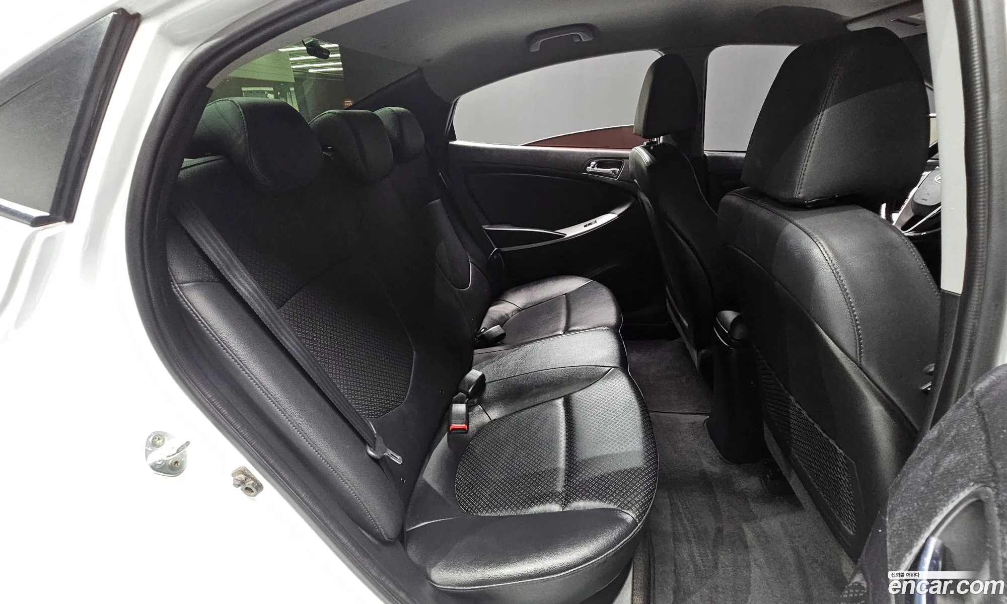 Hyundai Accent 2014 — 20