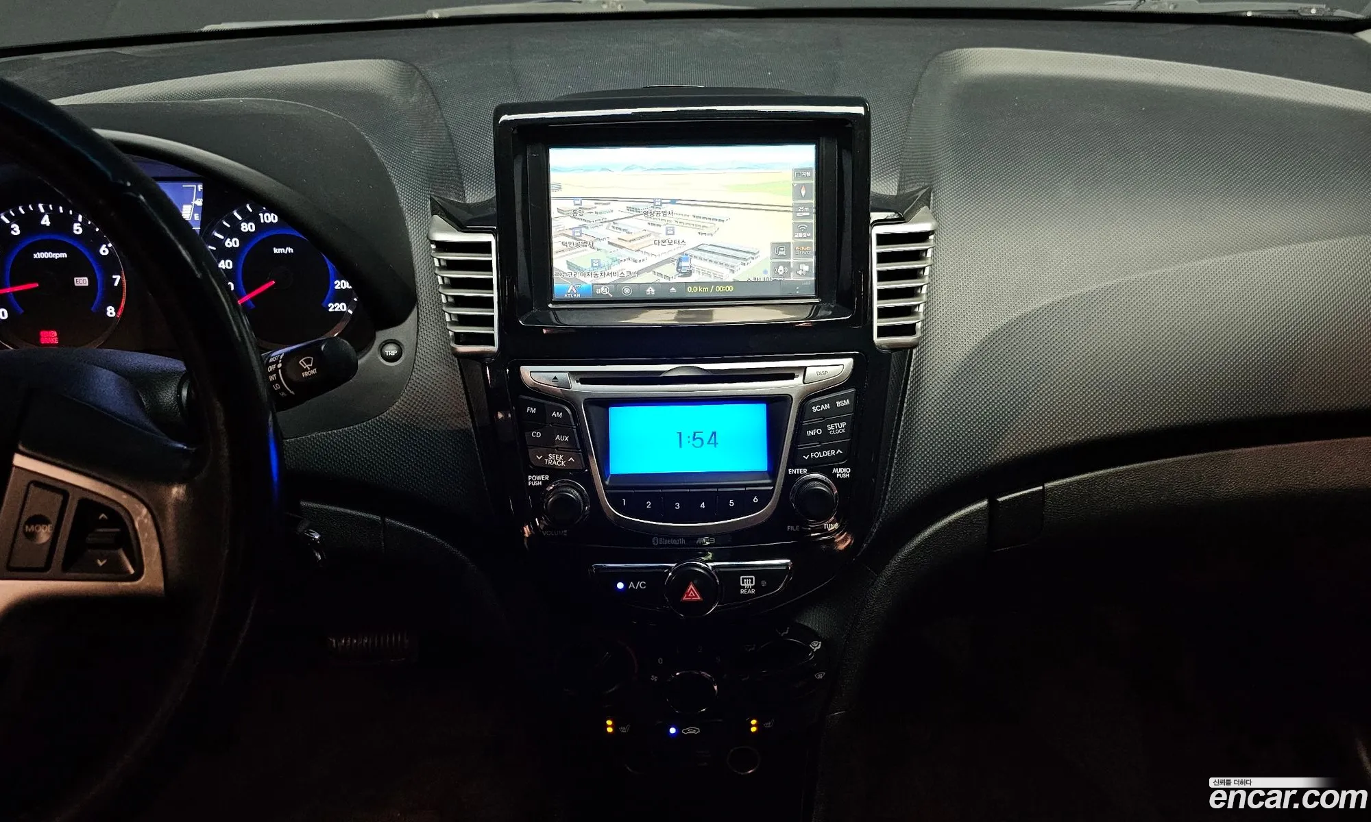 Hyundai Accent 2014 — 18