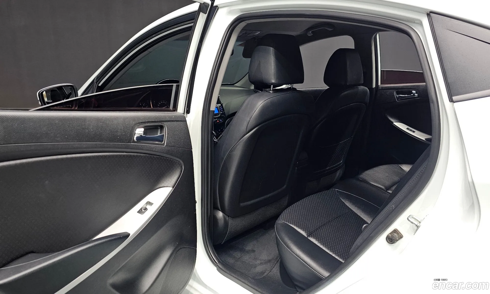 Hyundai Accent 2014 — 2