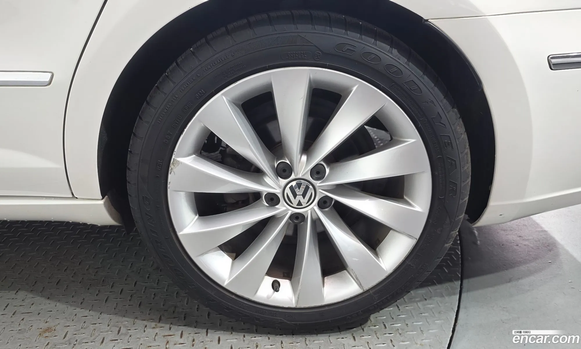 Volkswagen CC 2014 — 2