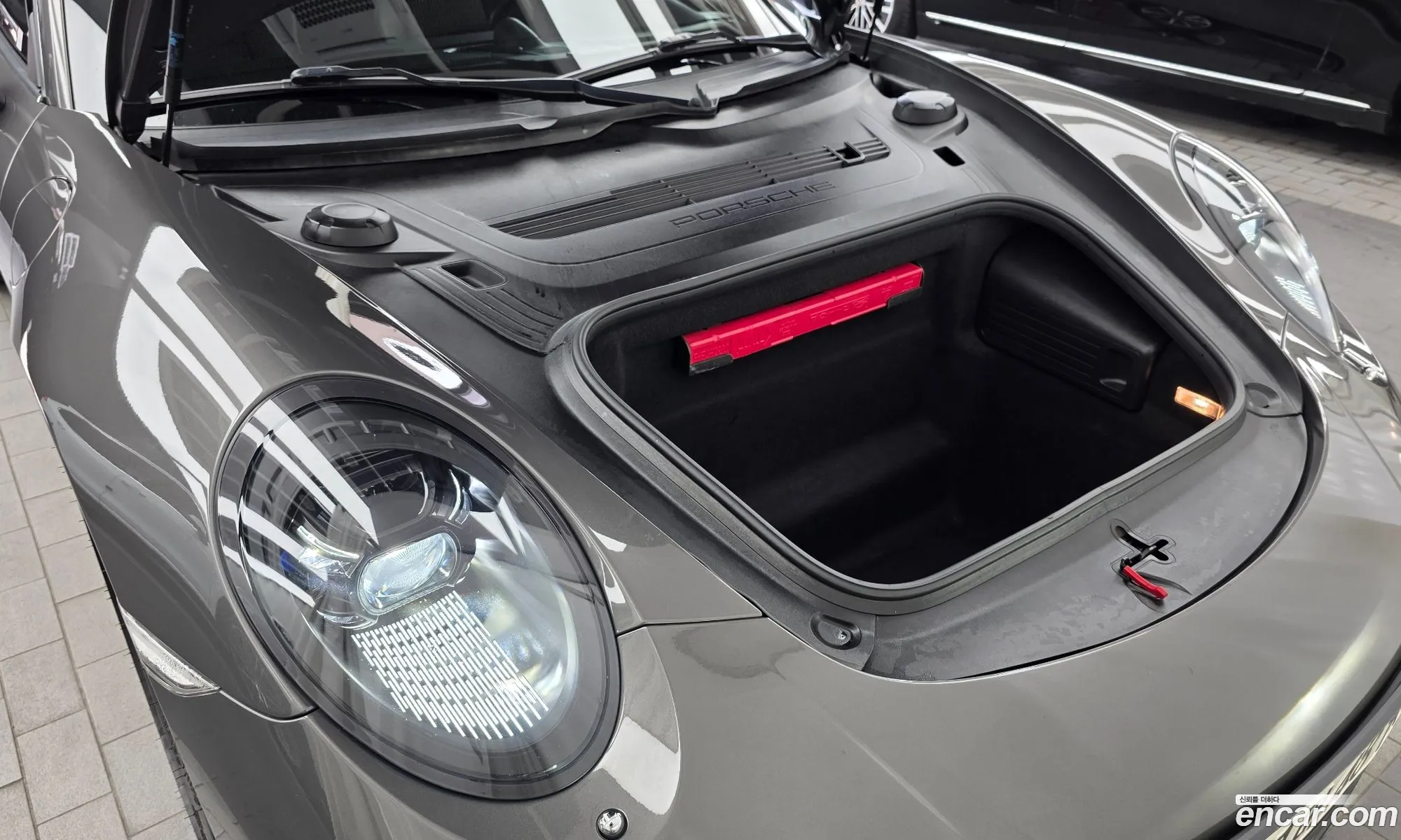 Porsche 911 2017 WP0AA2994HS106949 — 10