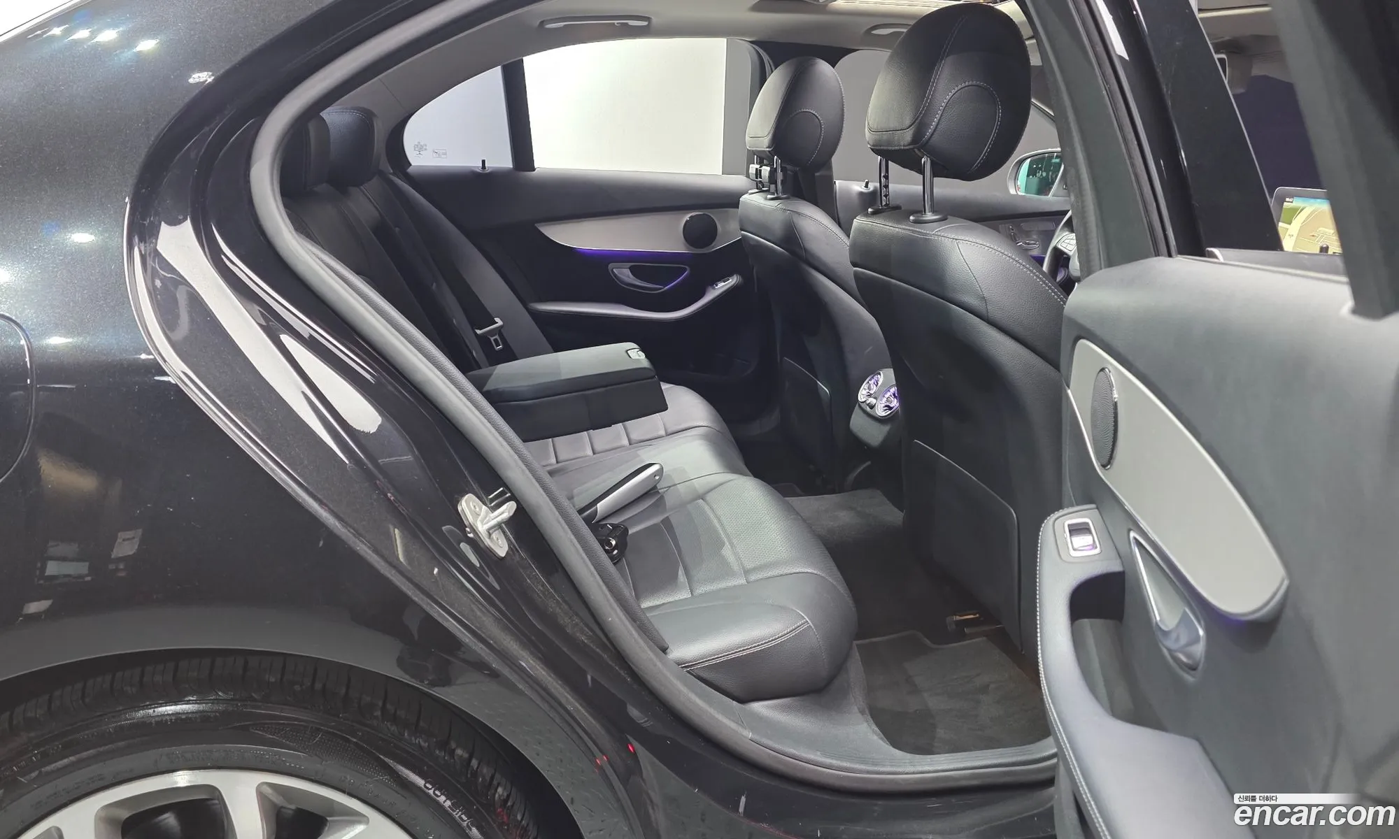 Mercedes-Benz C-Class W205 2017 — 22