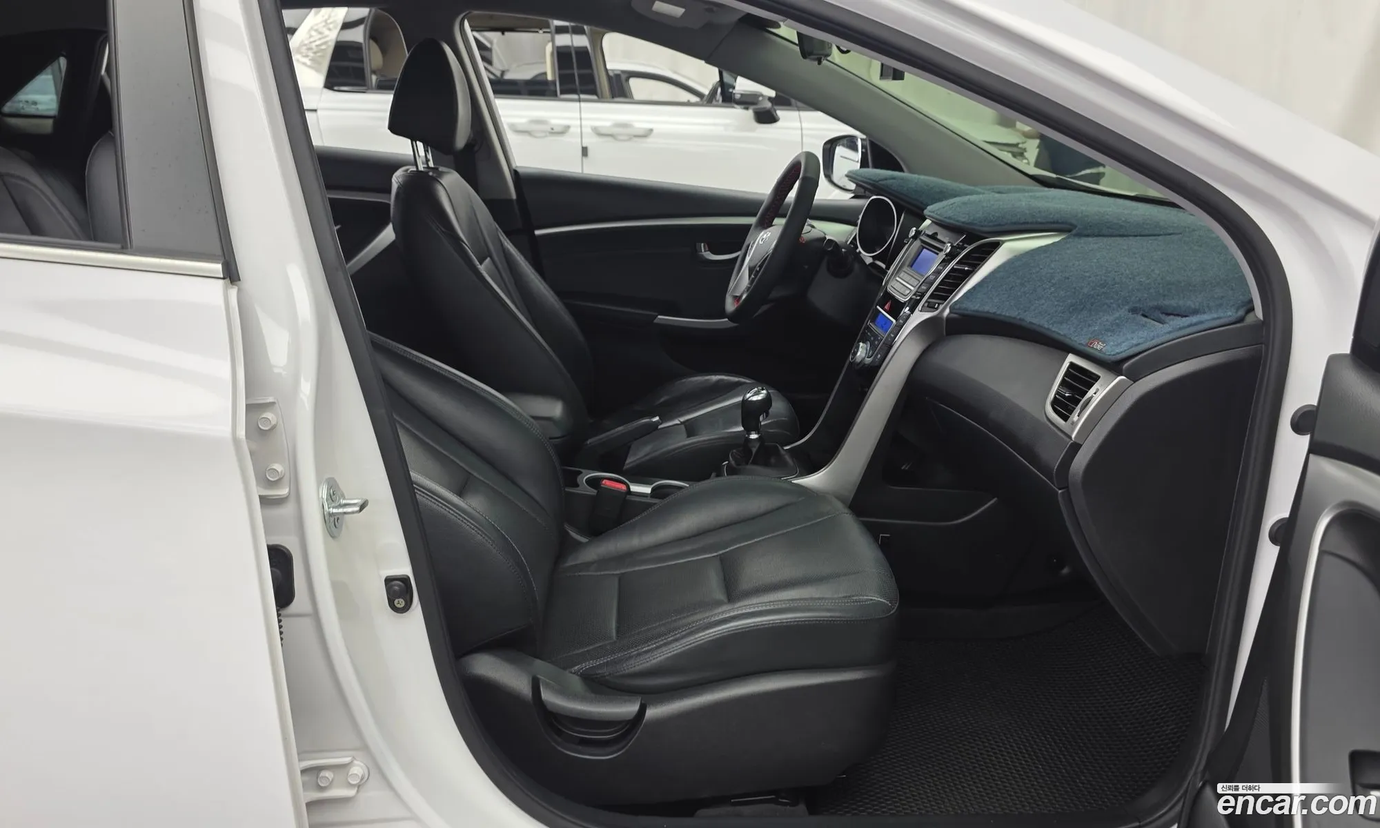 Hyundai i30 2013 — 14