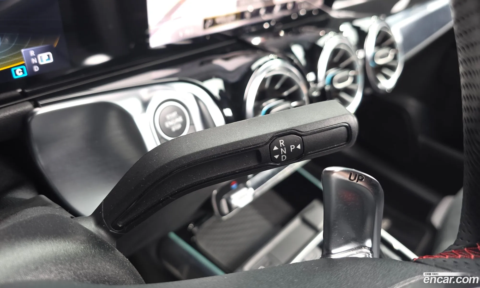 Mercedes-Benz GLB-Class X247 2023 — 10