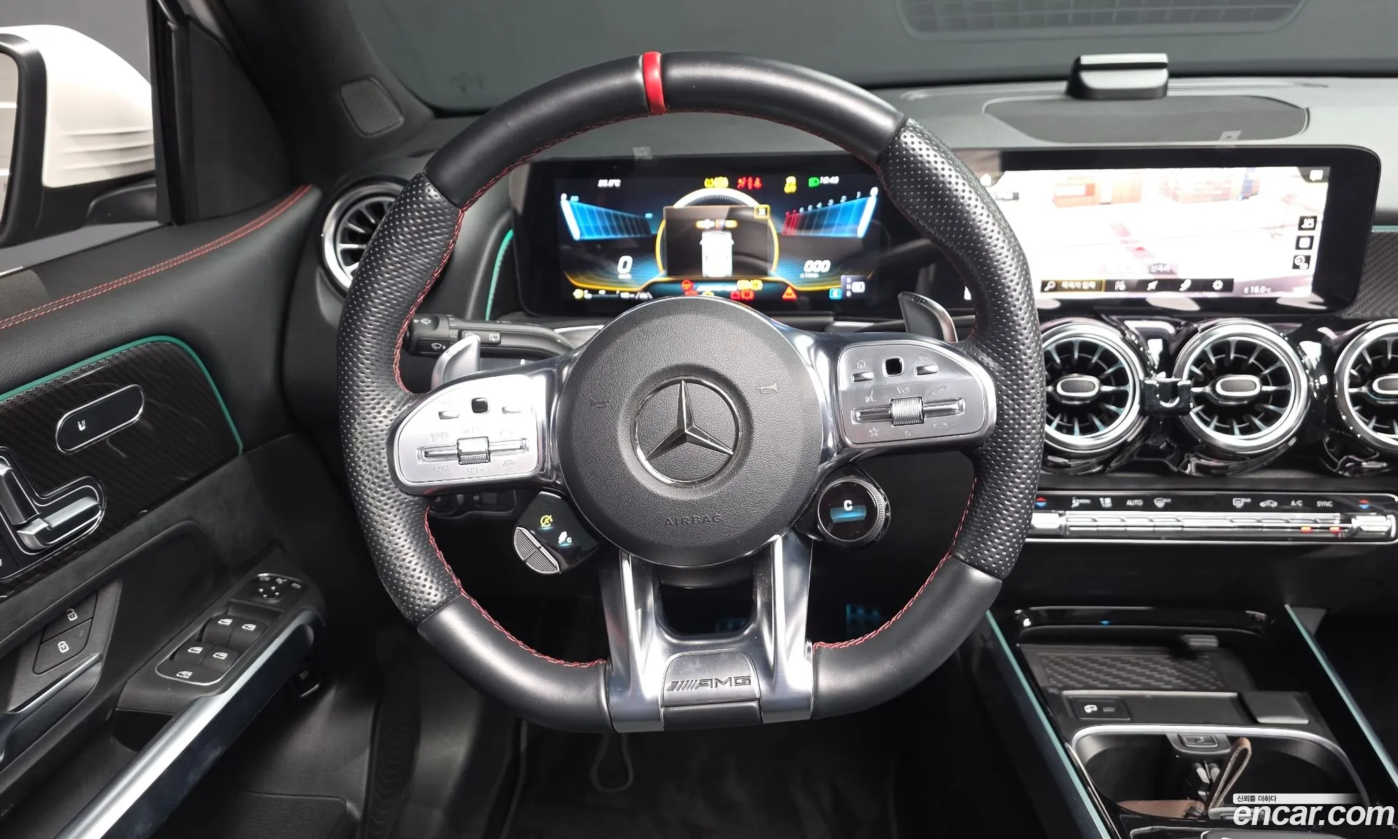 Mercedes-Benz GLB-Class X247 2023 — 13