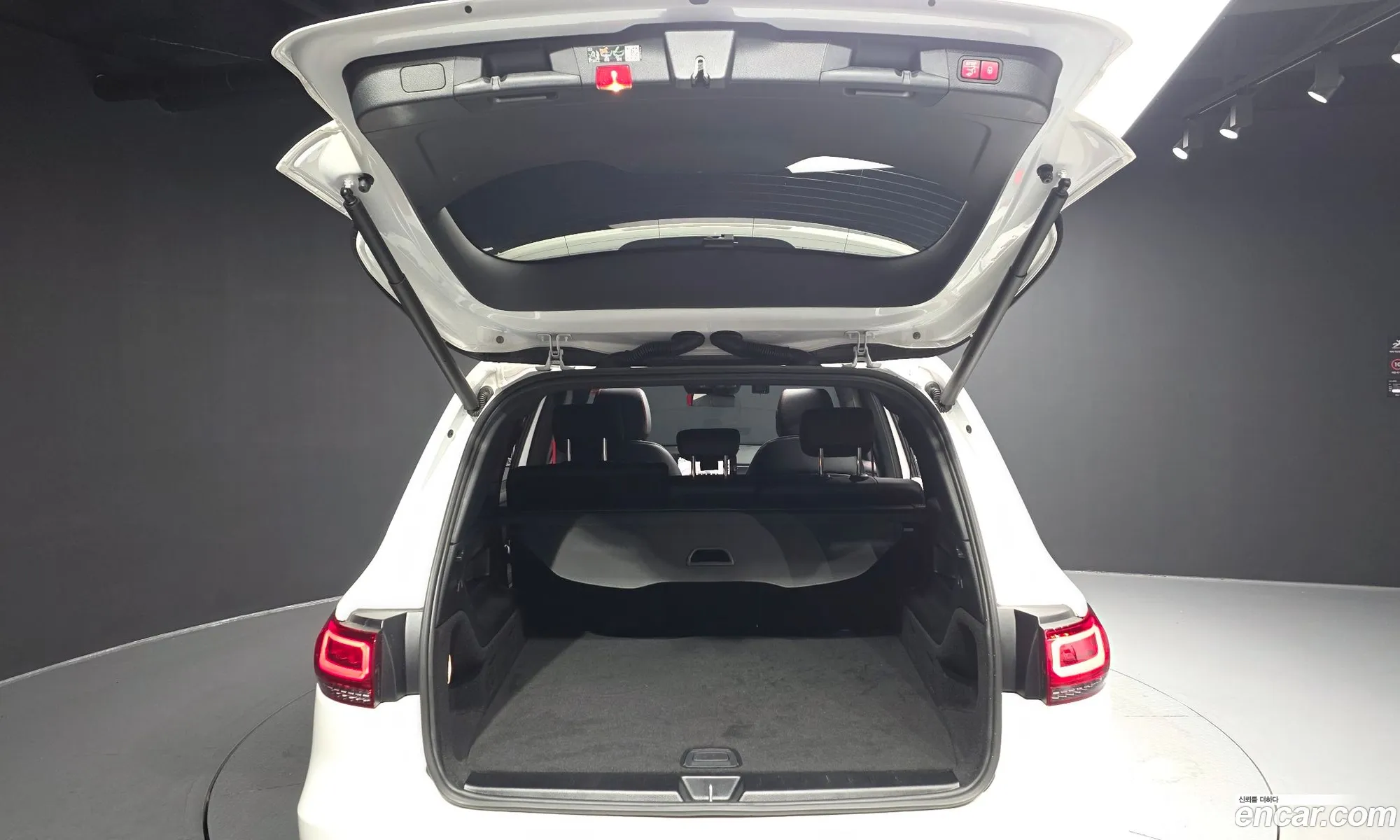 Mercedes-Benz GLB-Class X247 2023 — 15