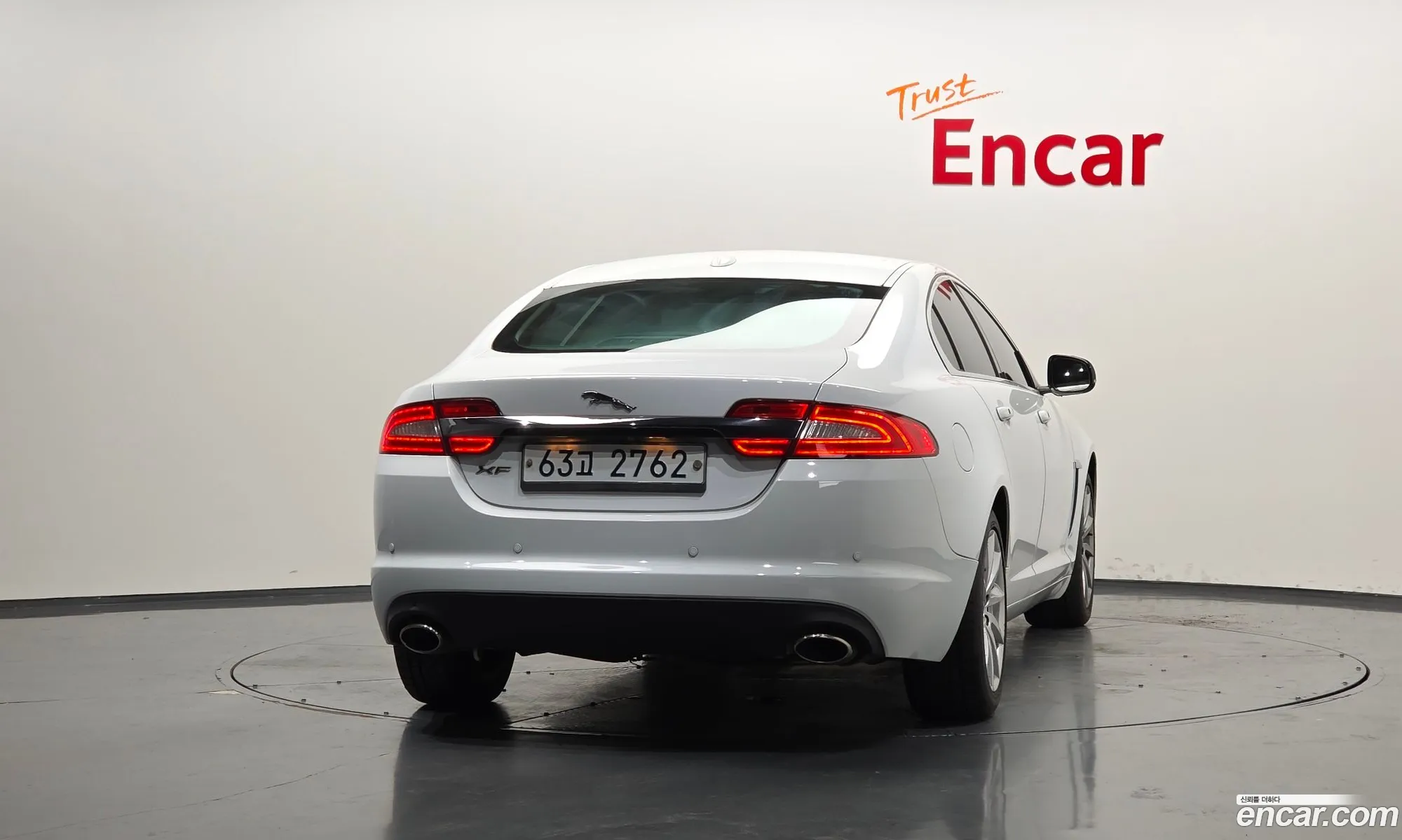 Jaguar XF 2011 SAJAA064XCNS29337 — 12