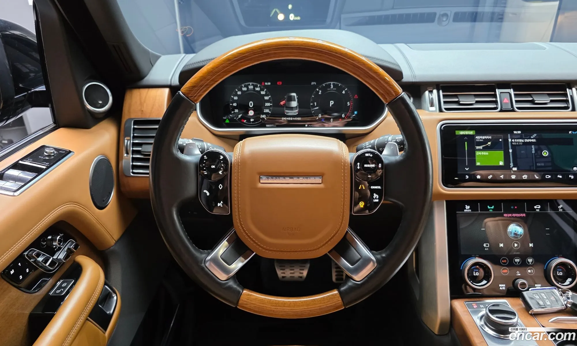 Land Rover Range Rover 2018 SALGA3BJ5JA510884 — 11