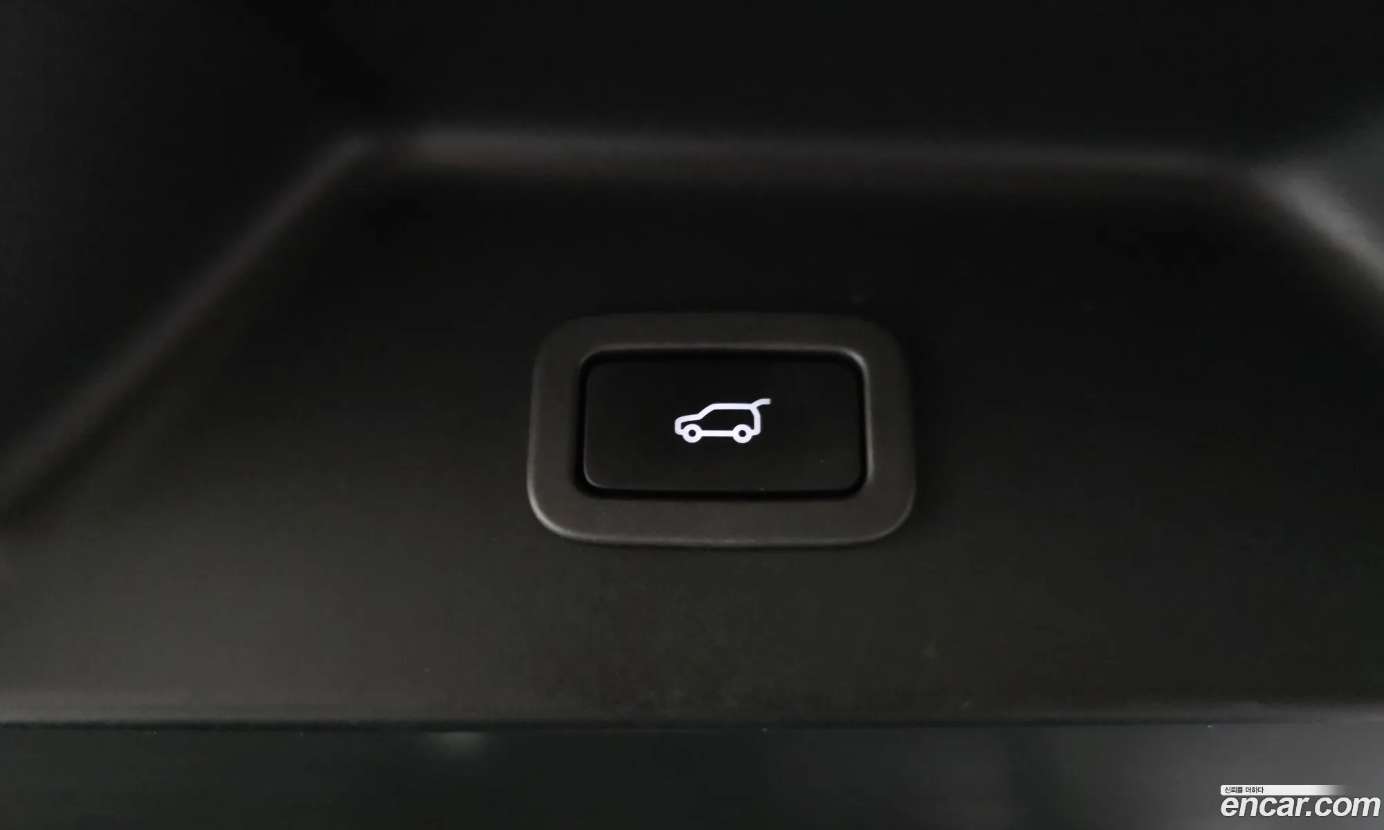 Land Rover Range Rover 2018 SALGA3BJ5JA510884 — 6