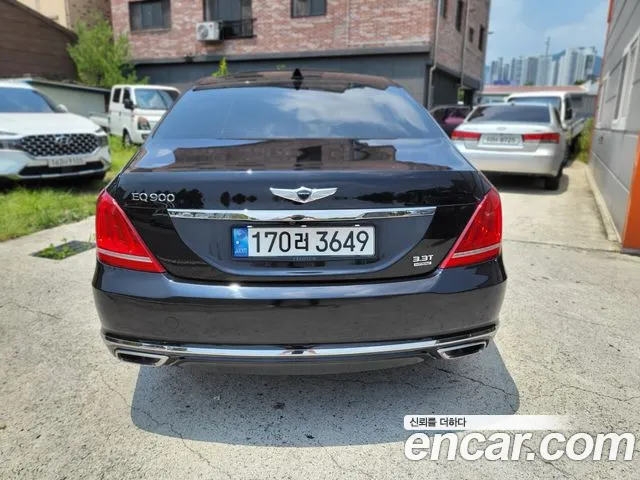 Genesis EQ900 2017 — 2