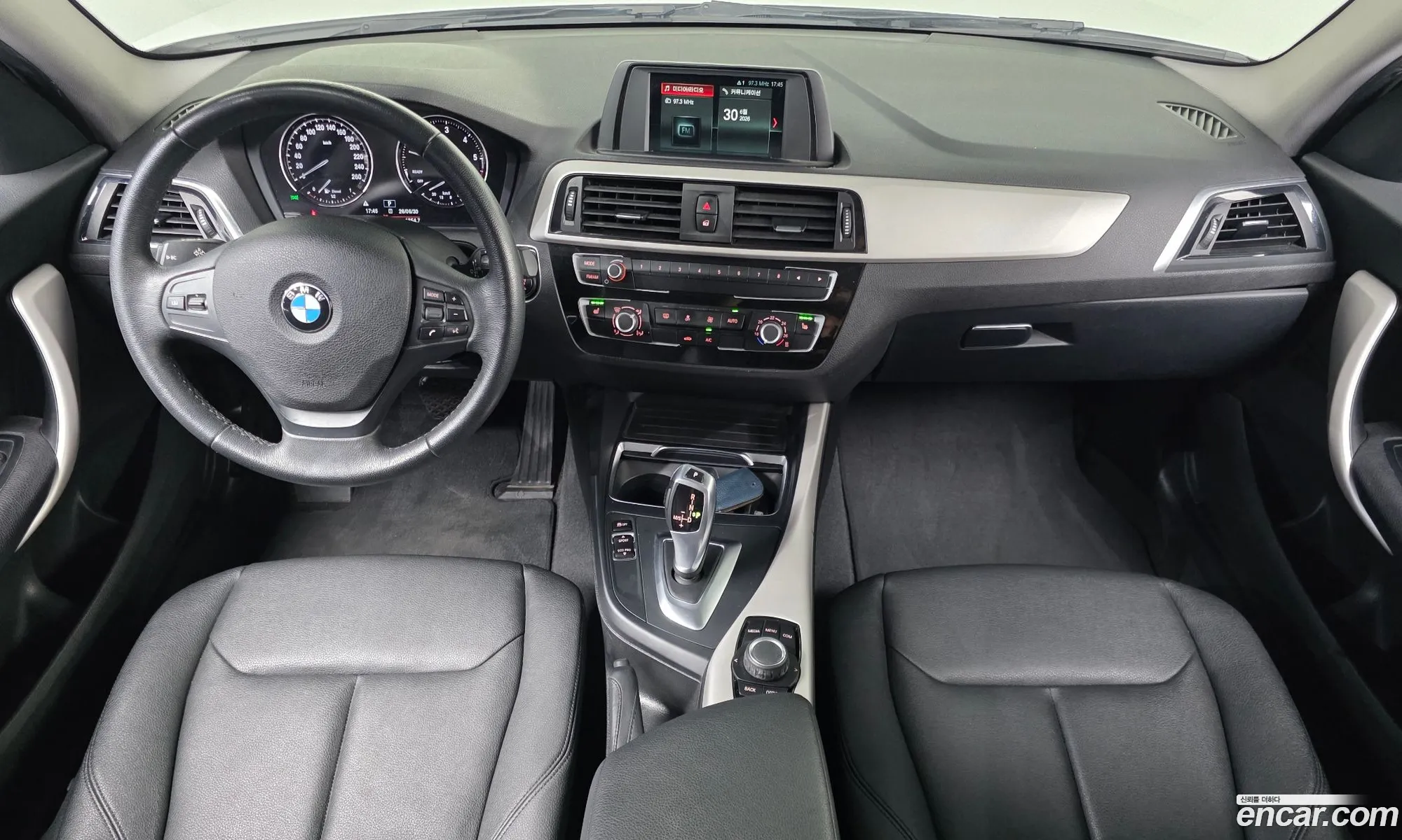 BMW 1 Series 2018 WBA1S5100J5L16333 — 23