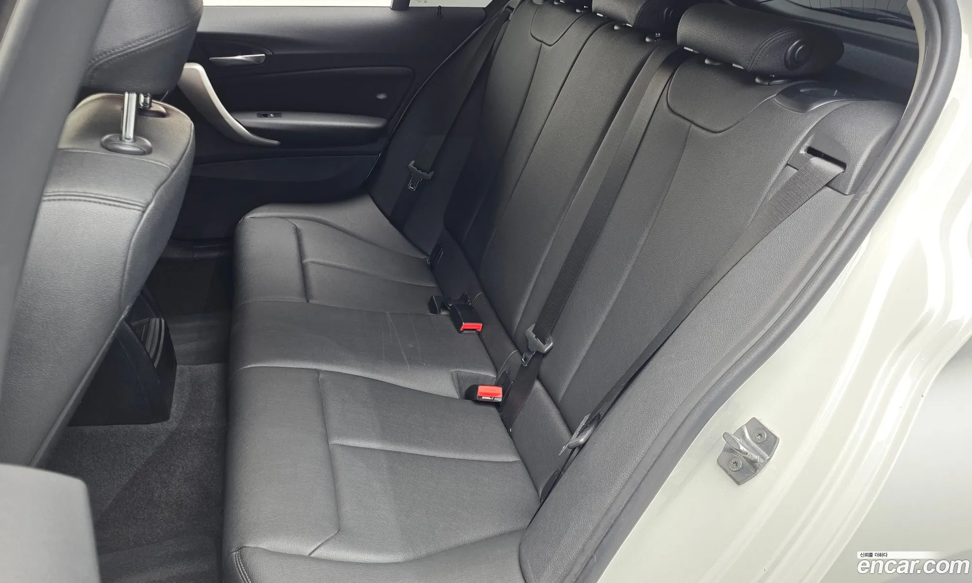 BMW 1 Series 2018 WBA1S5100J5L16333 — 29