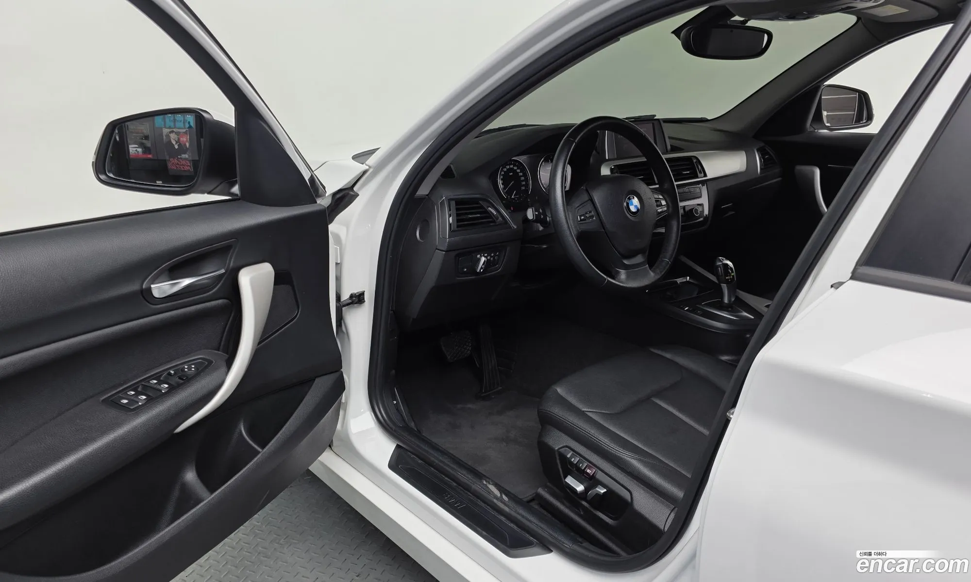 BMW 1 Series 2018 WBA1S5100J5L16333 — 17