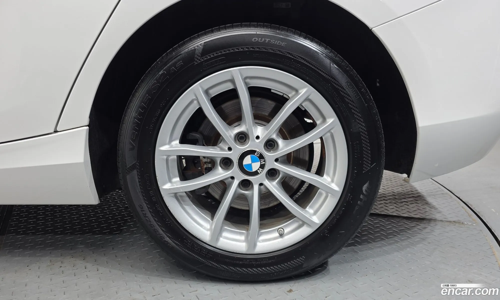 BMW 1 Series 2018 WBA1S5100J5L16333 — 31
