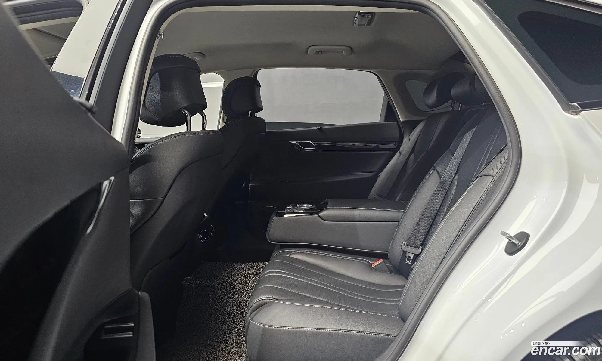 Genesis G80 2021 — 25