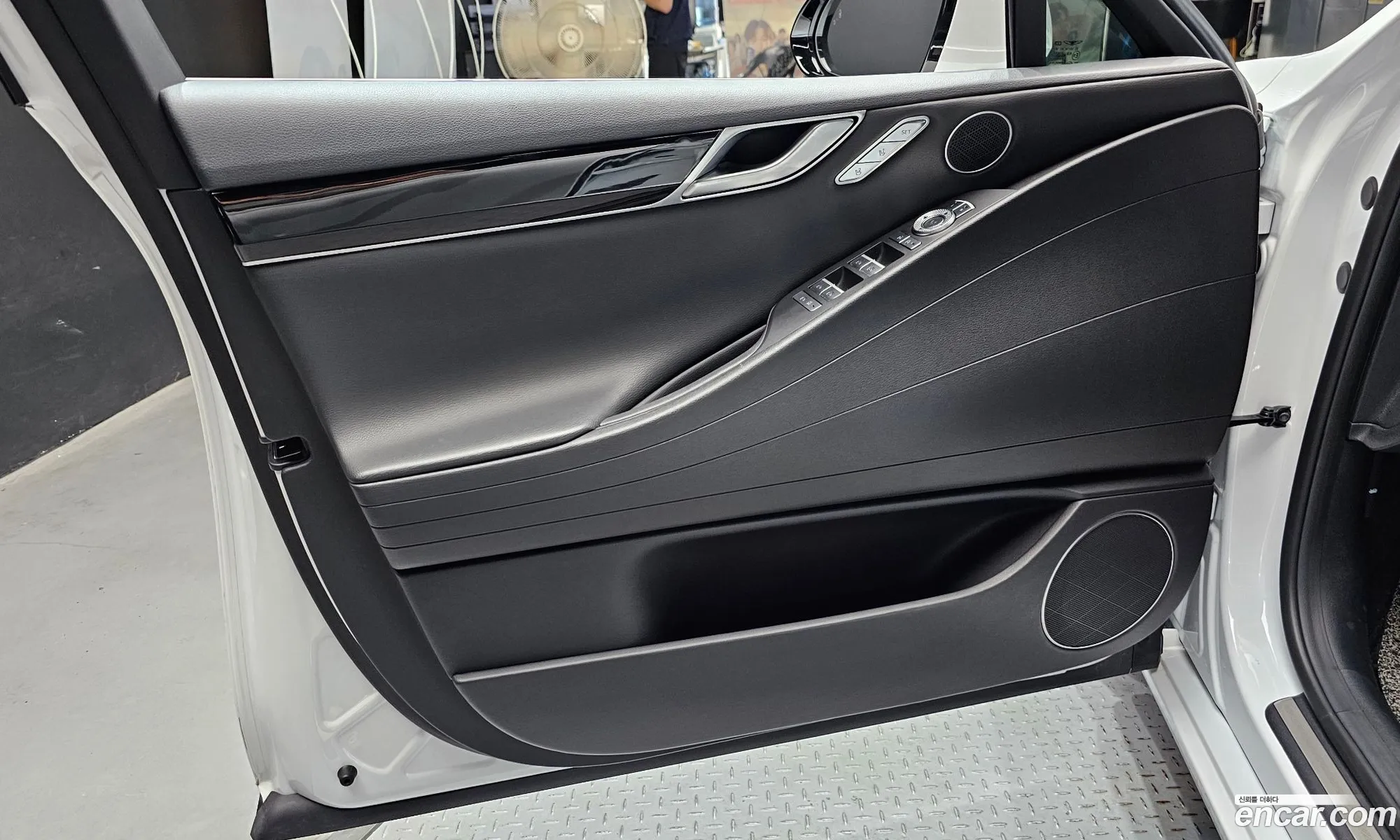 Genesis G80 2021 — 12