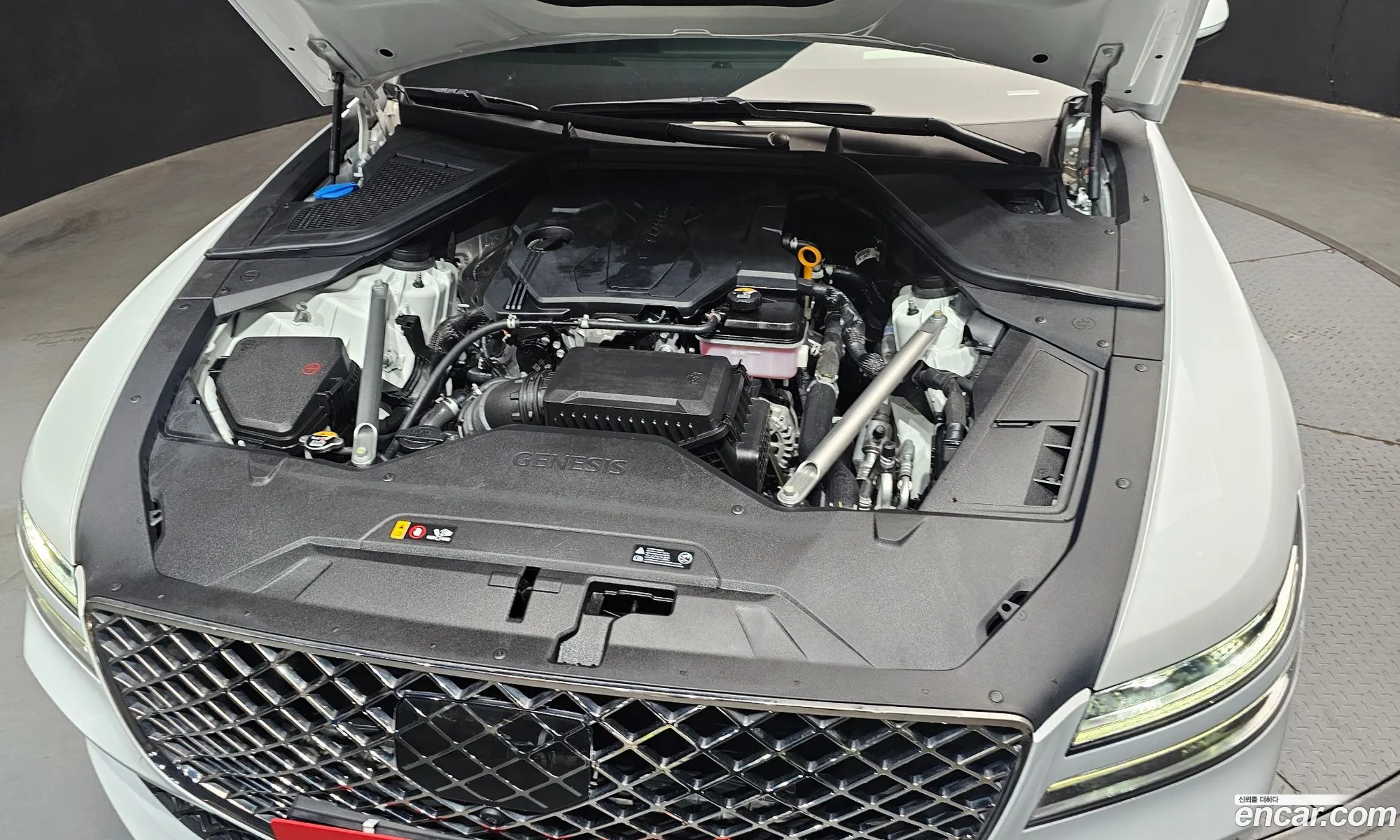 Genesis G80 2021 — 2