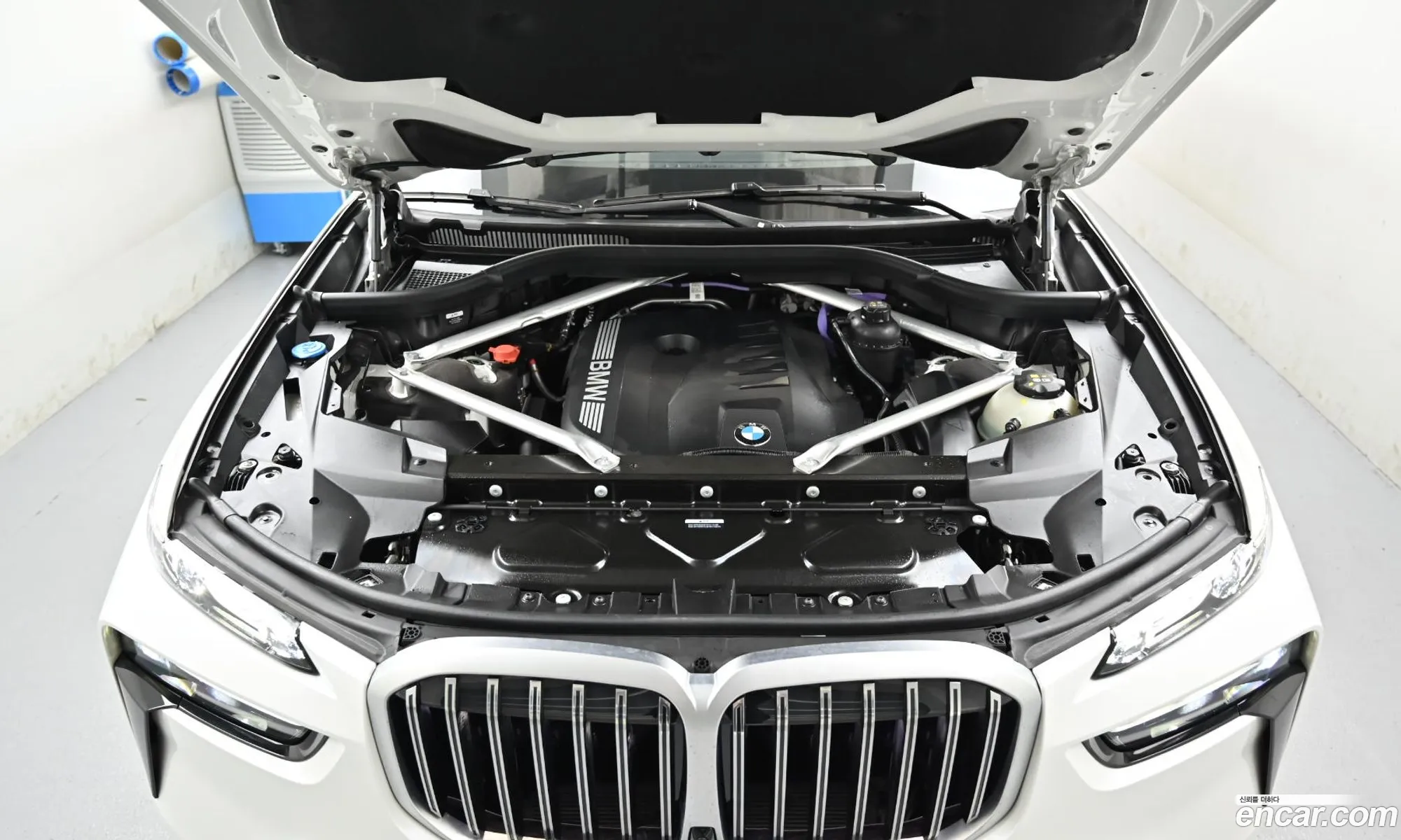 BMW X7 2025 — 17