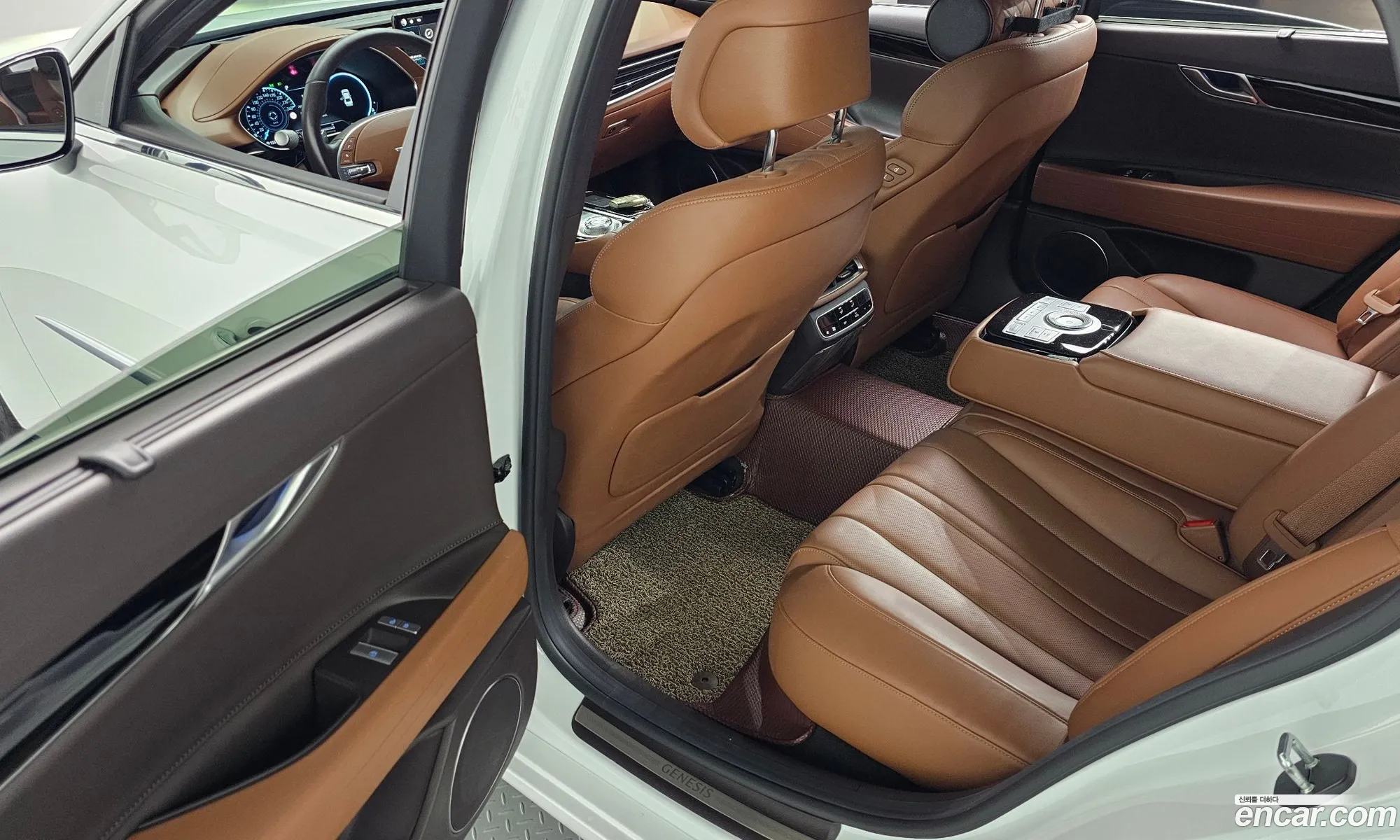 Genesis G80 2021 — 12